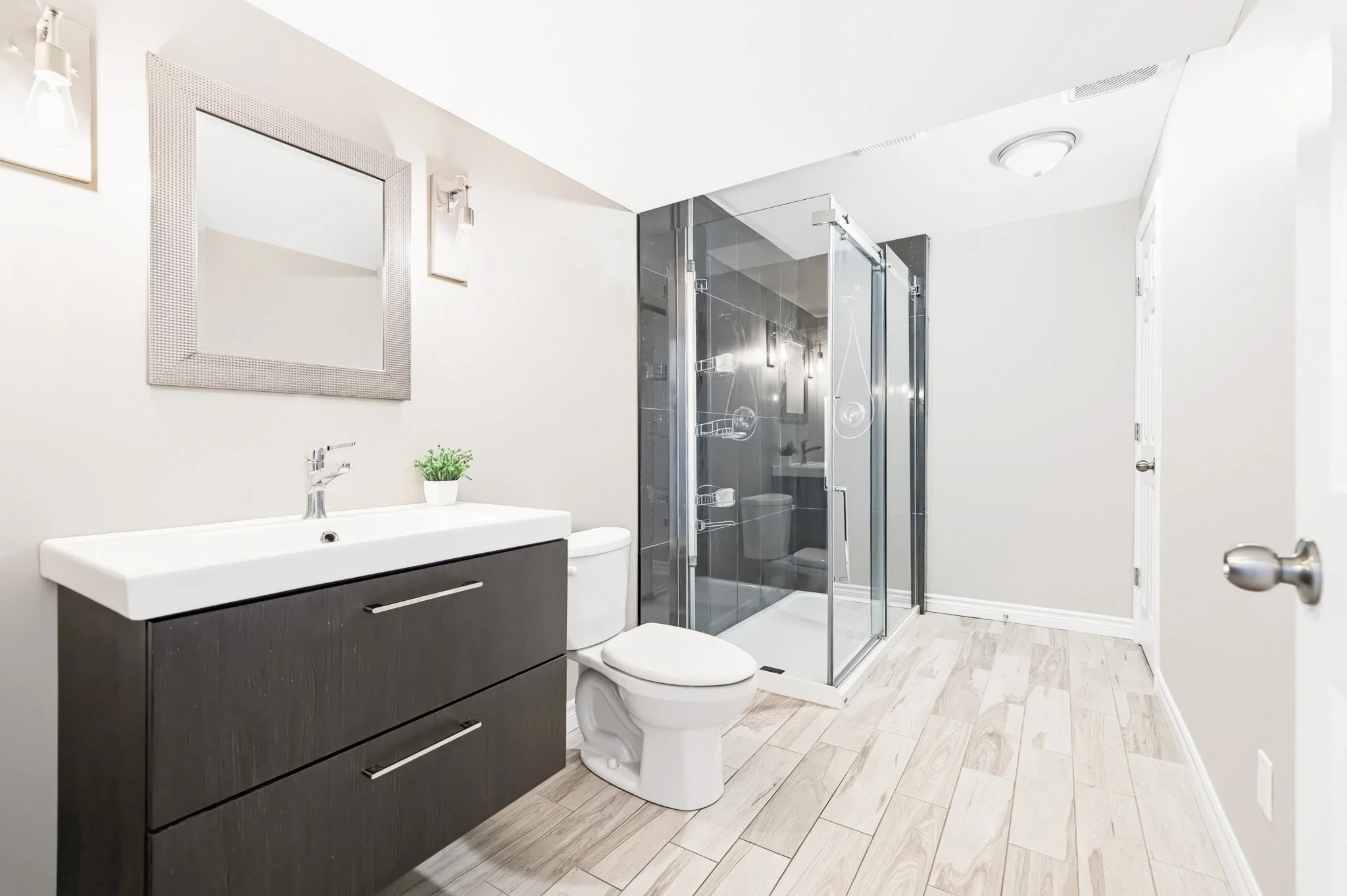 44 Meadowglen_0056.jpg