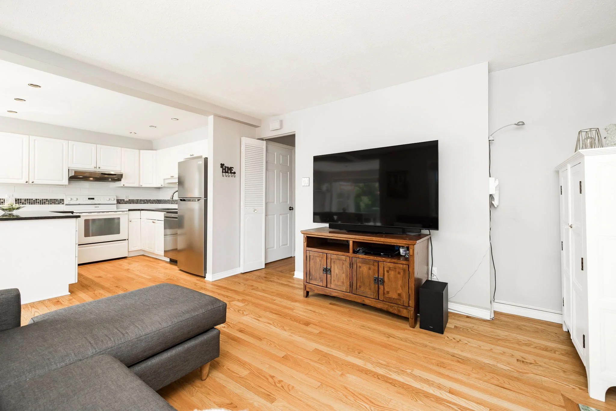 1821 Woodhaven_0032.jpg