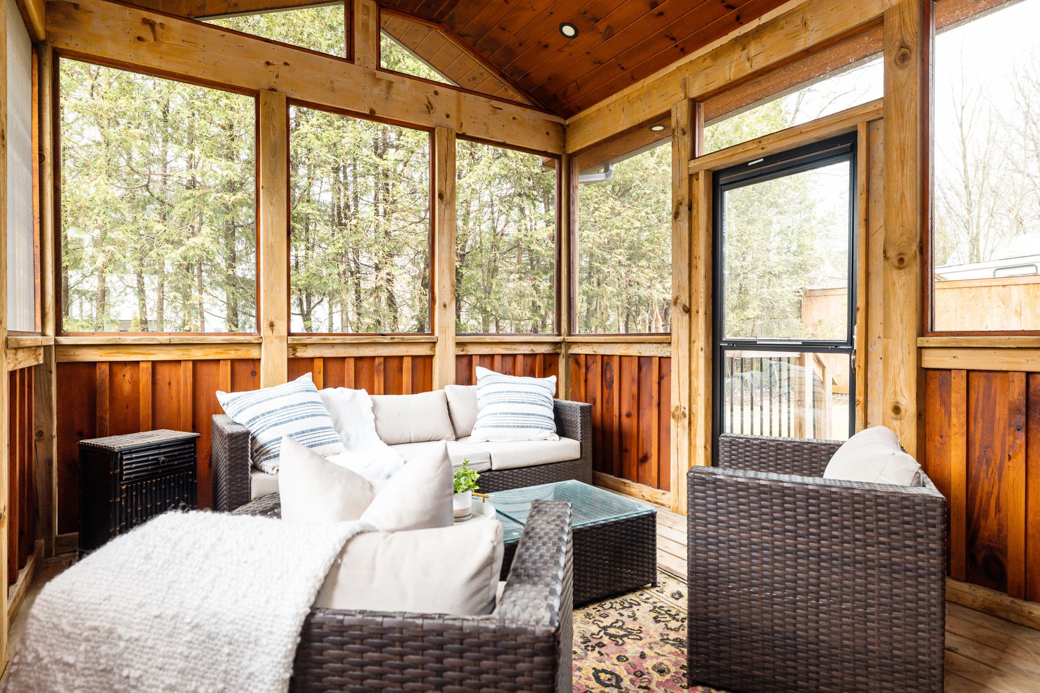 318 Main St E_039.jpg