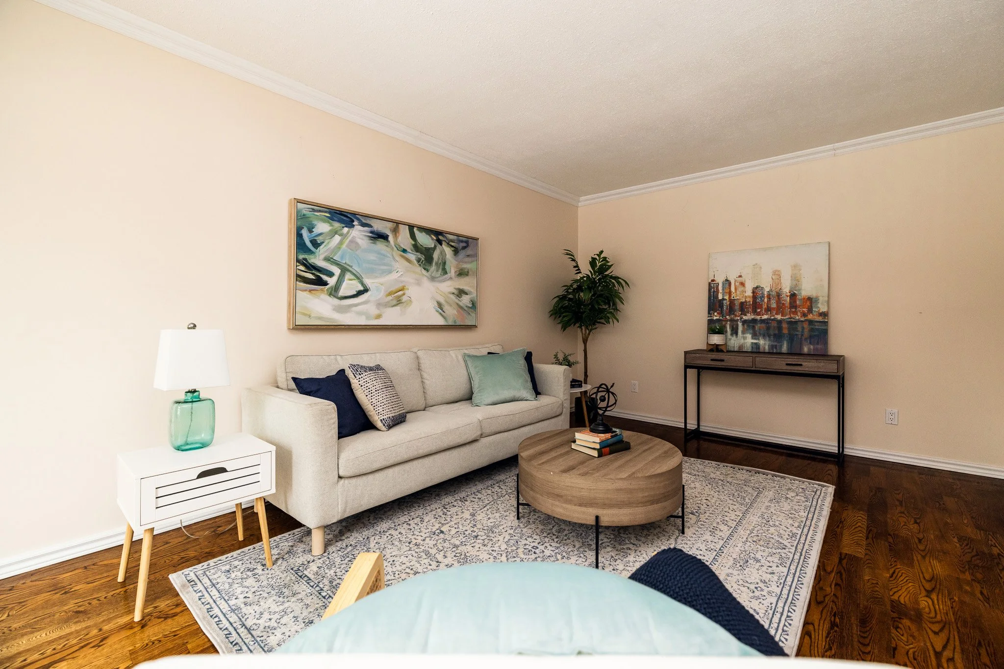 375 River Ridge_014.jpg