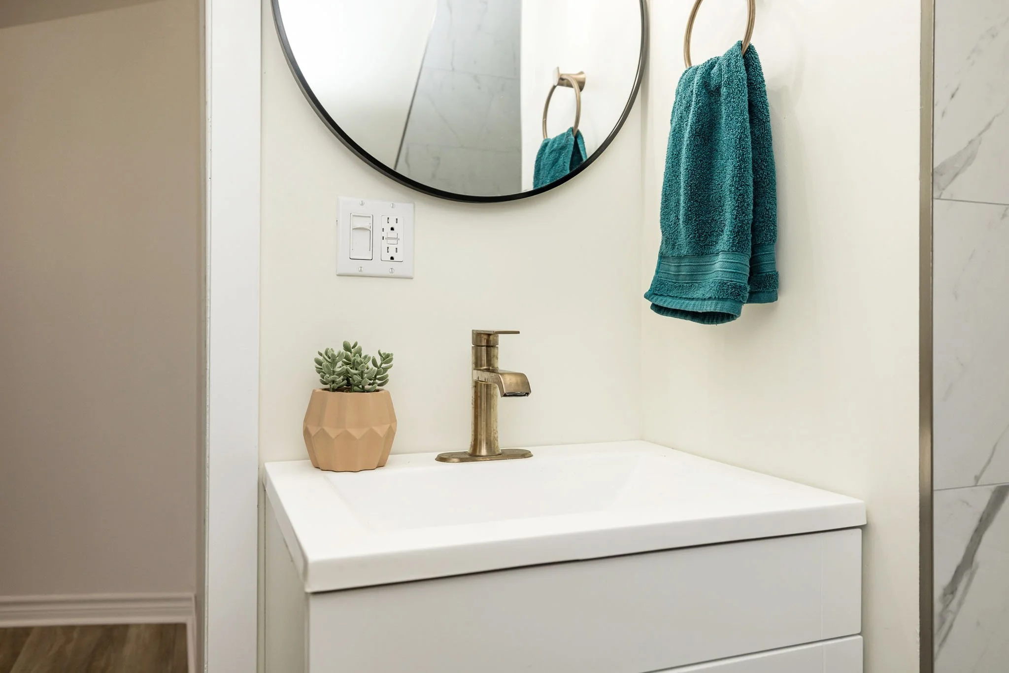 308 St George St_041.jpg