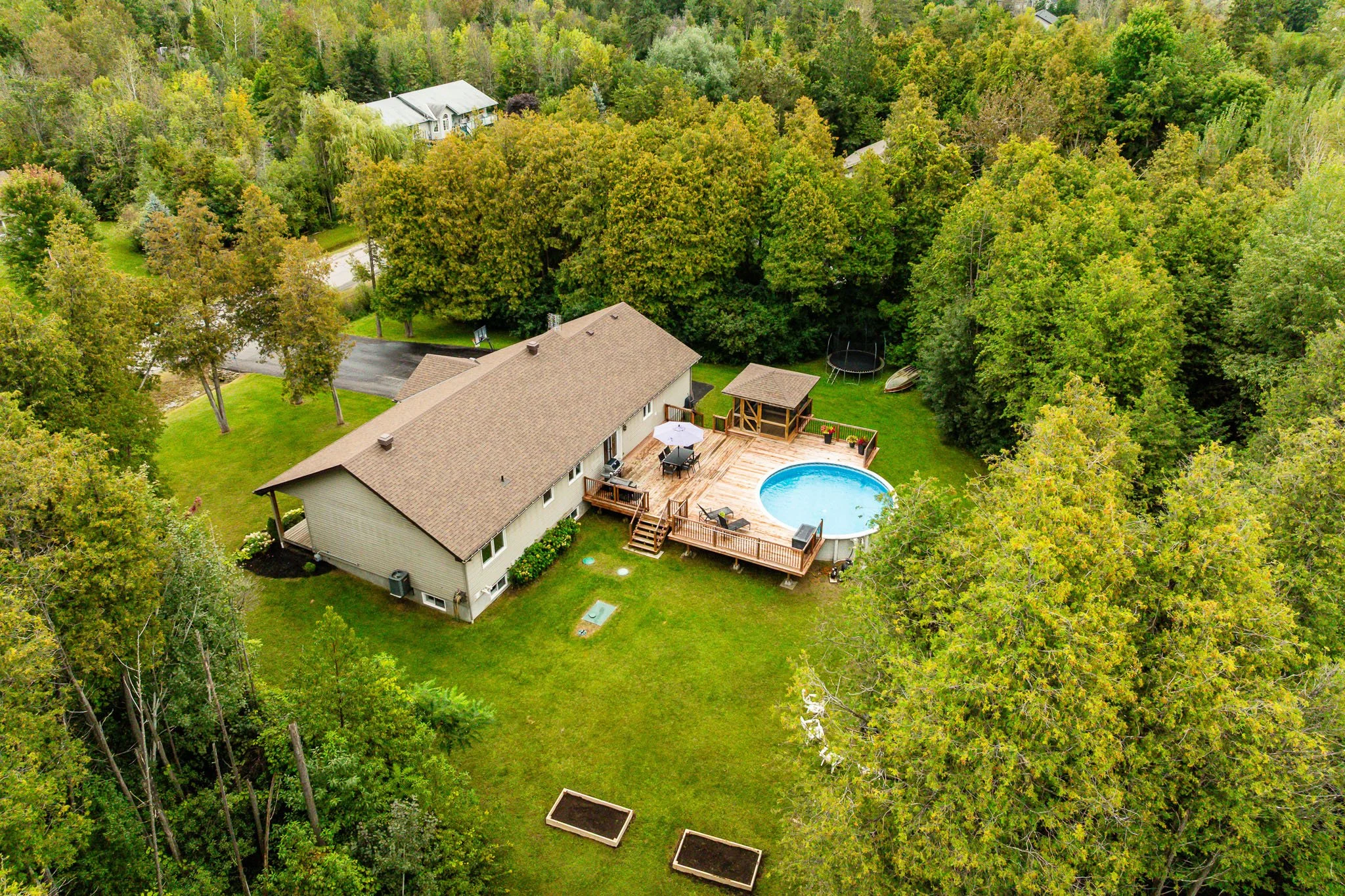 44 Meadowglen_0070.jpg
