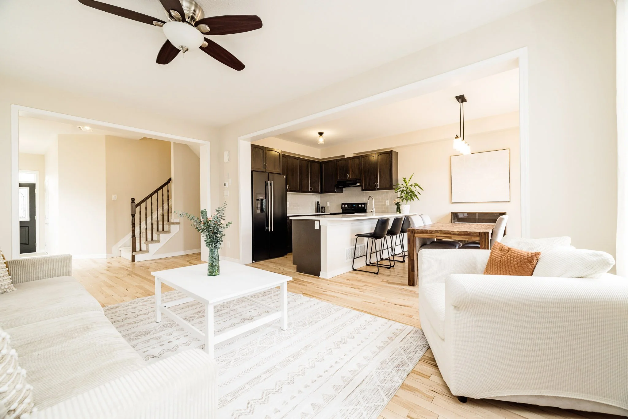 1869 Glencrest_014.jpg