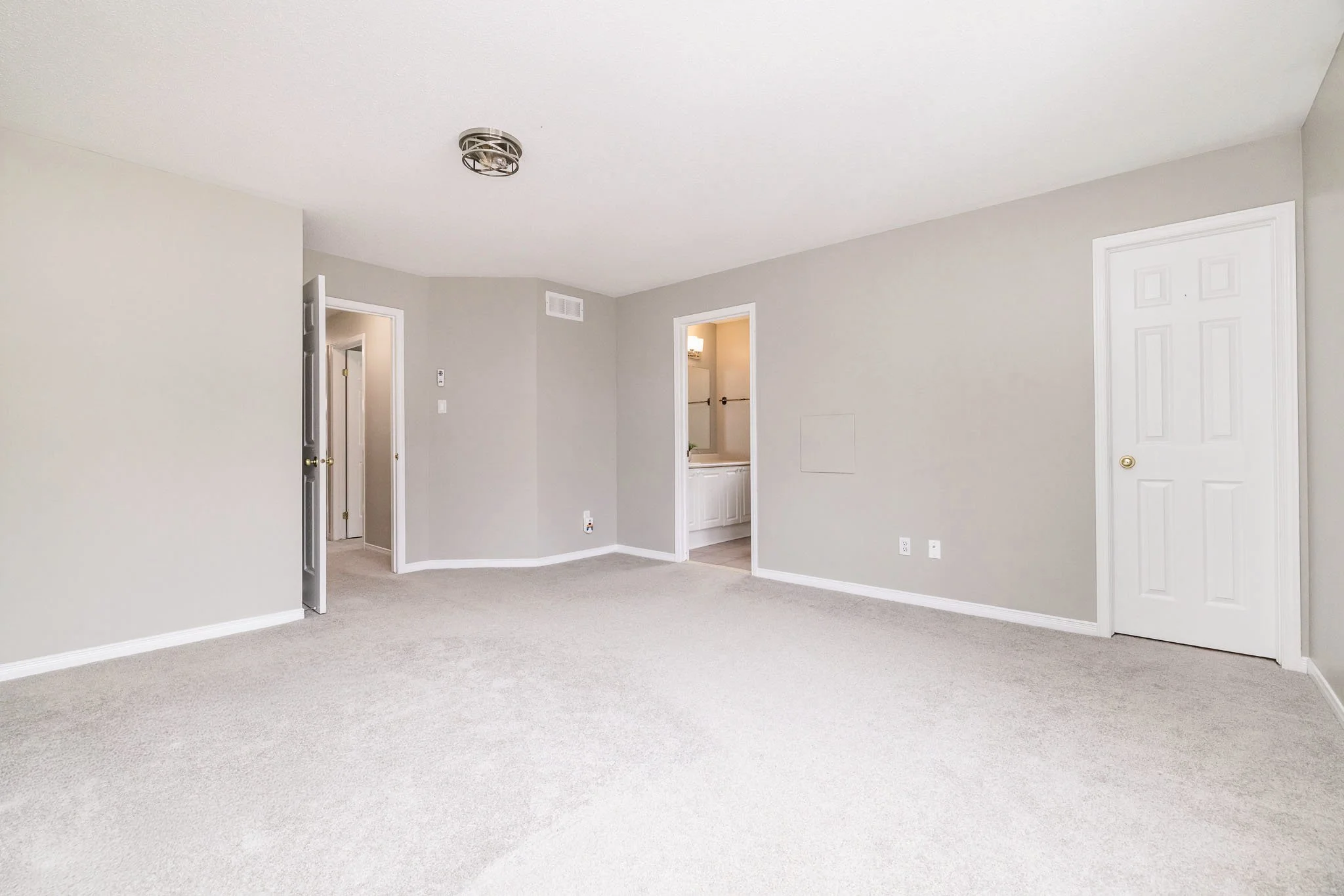 92 Deerfox_Upd3_034.jpg