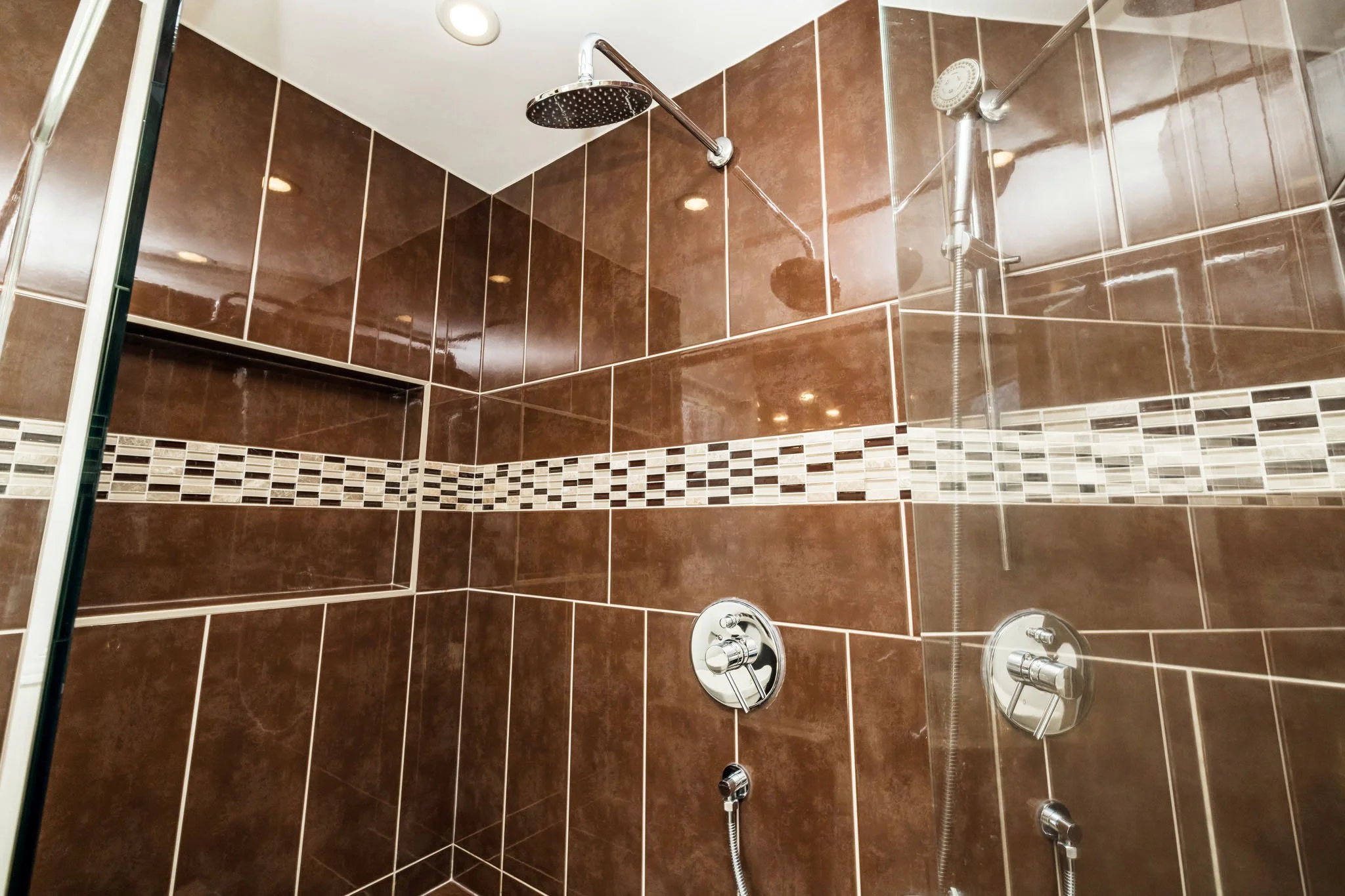 1404 Forest Valley_054.jpg