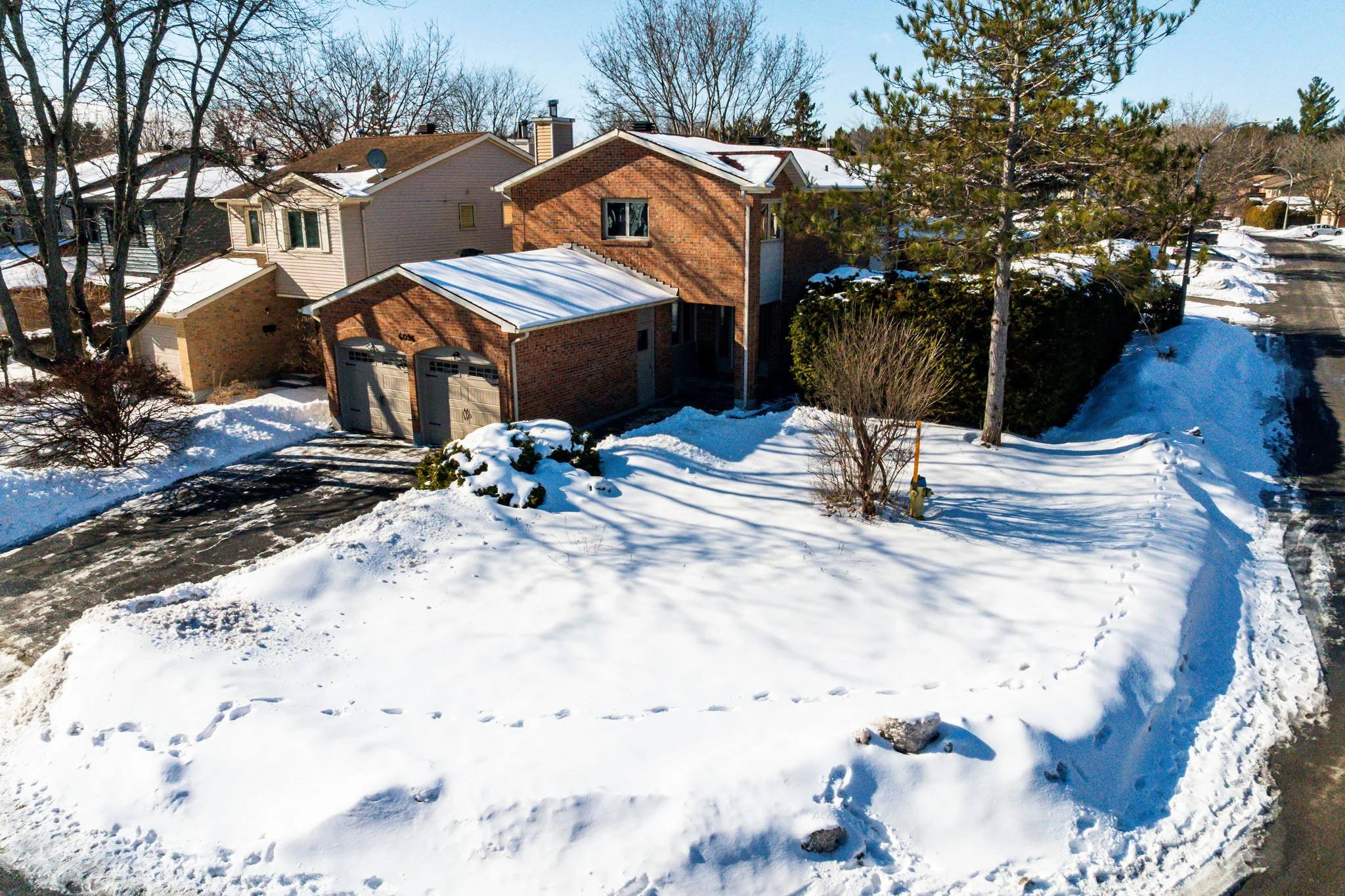 6096 Meadowhill_001.jpg