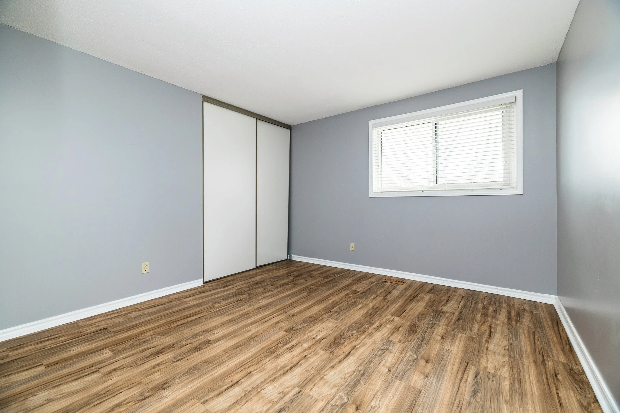 375 River Ridge_072.jpg