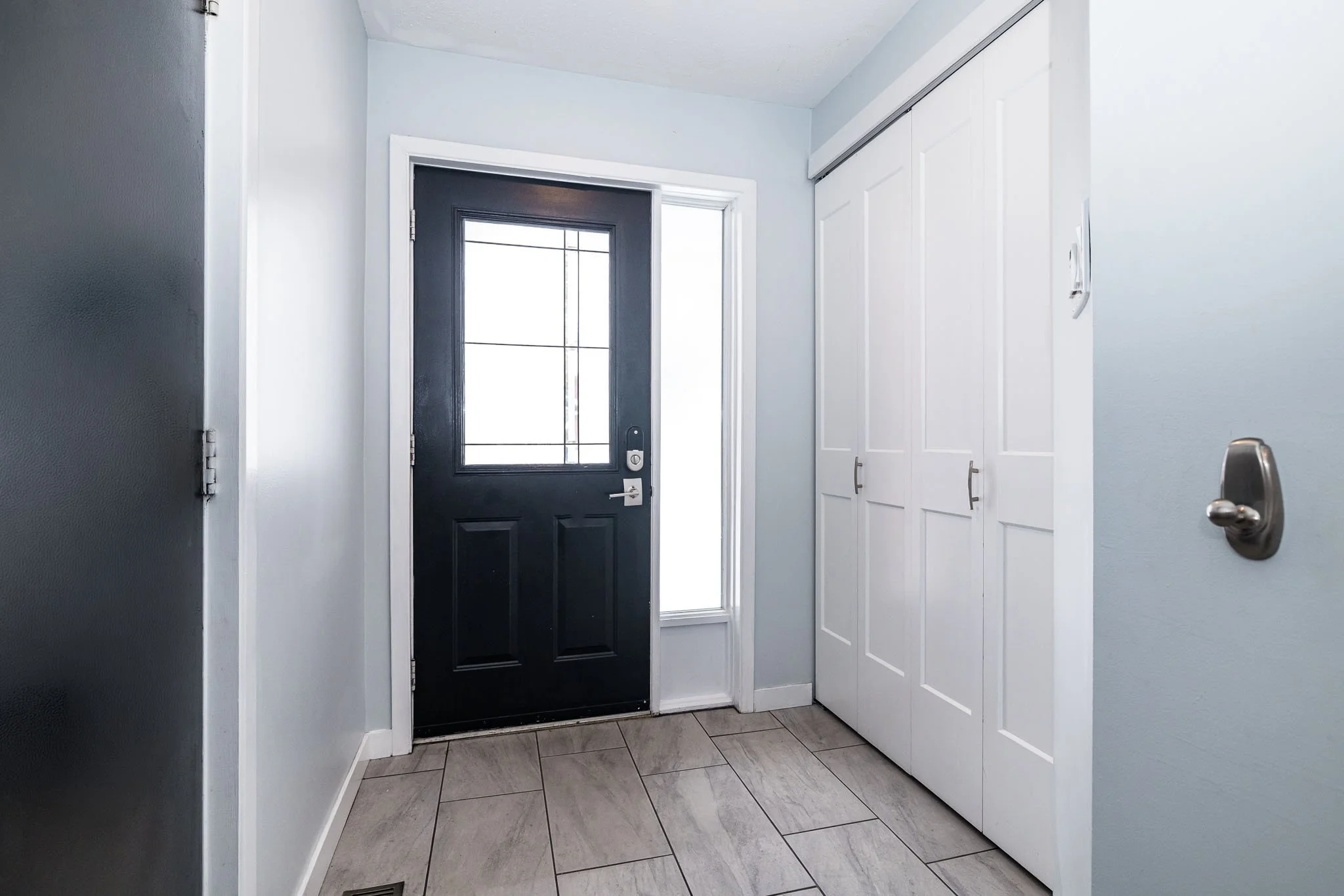 128 Pickwick_005.jpg