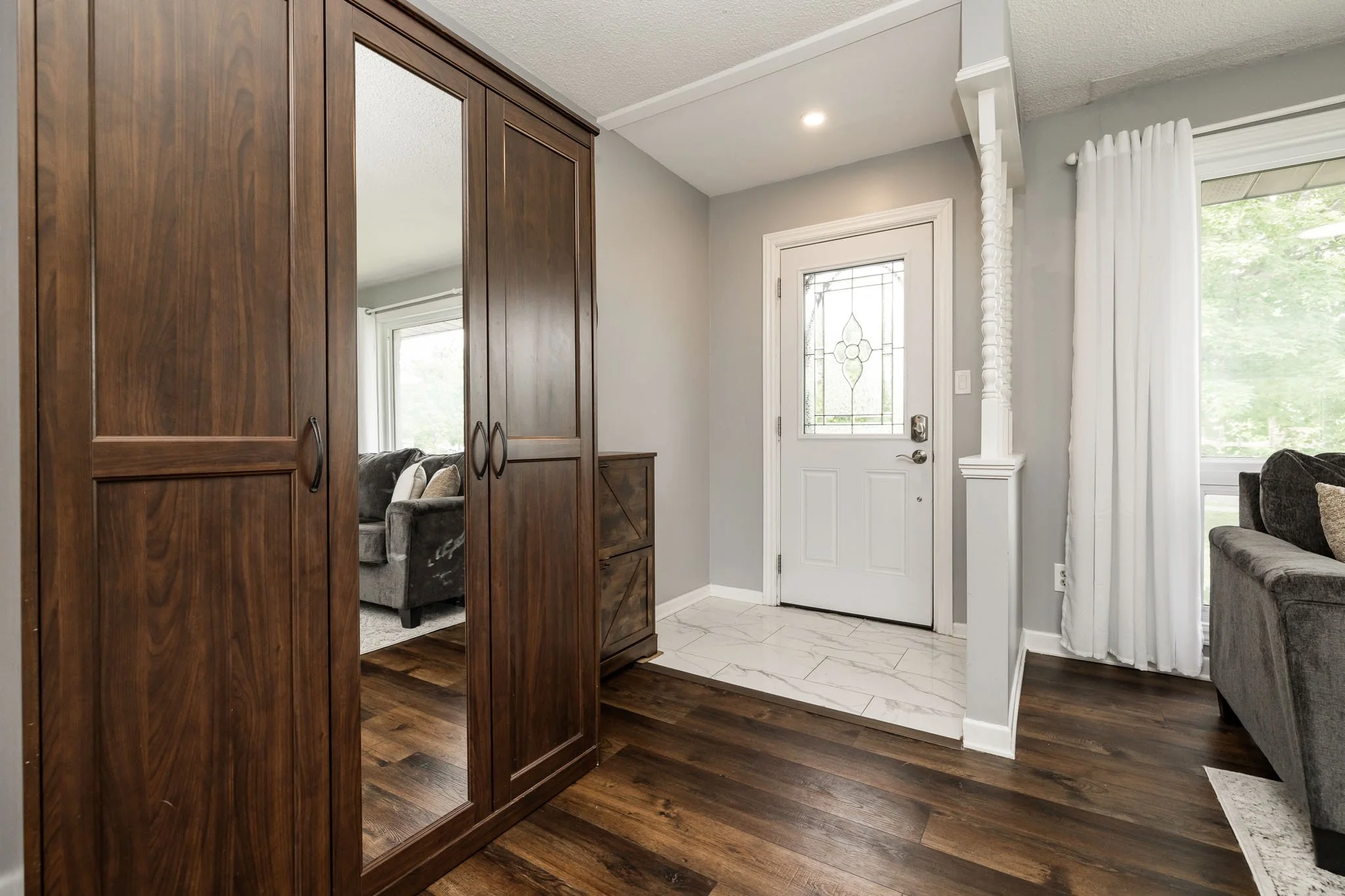 75 Wilson St W_005.jpg