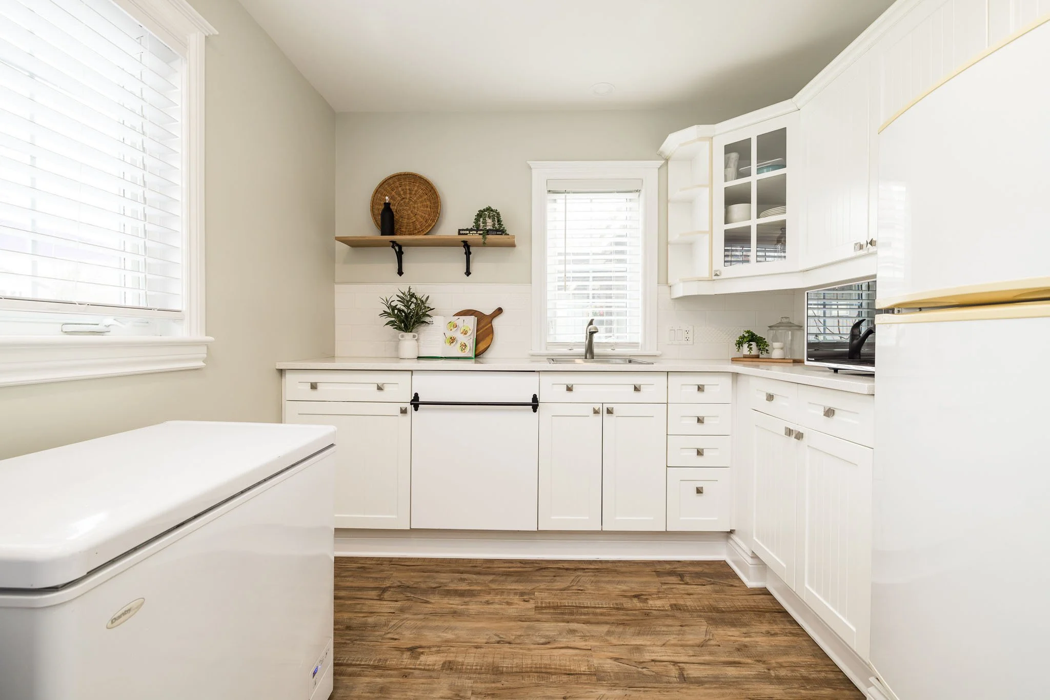 318 Main St W_044.jpg