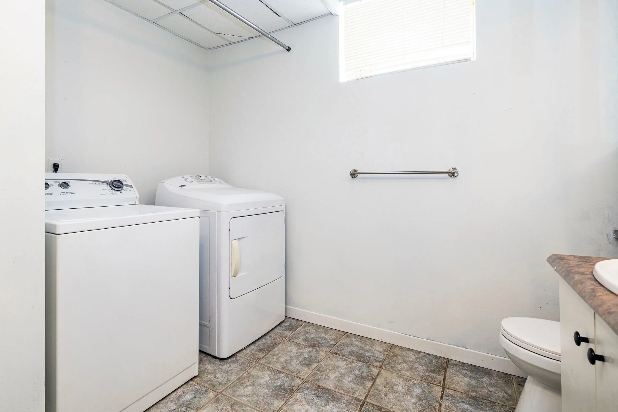 1052 Notre Dame_035.jpg