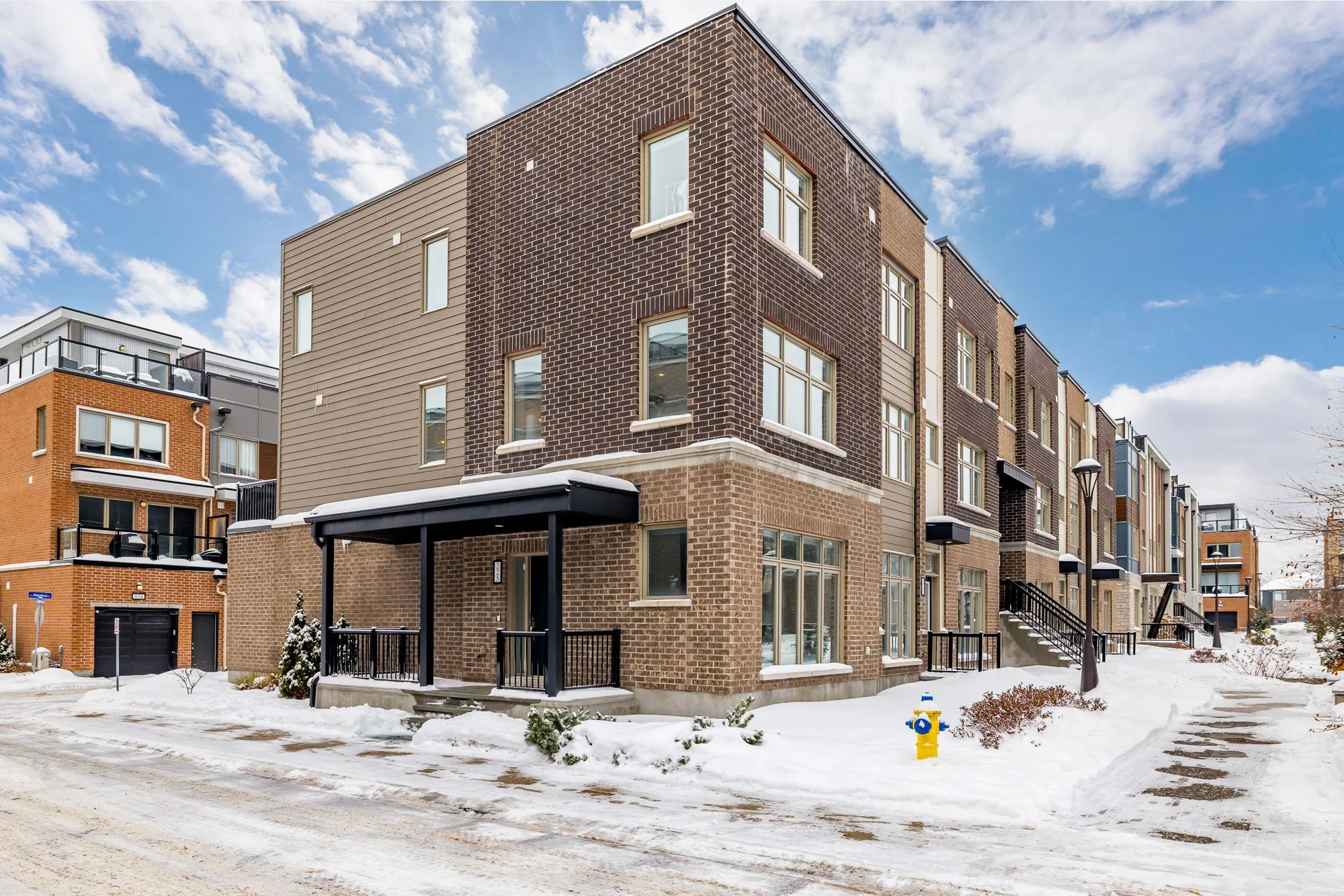 225 Makadewa Private_001.jpg