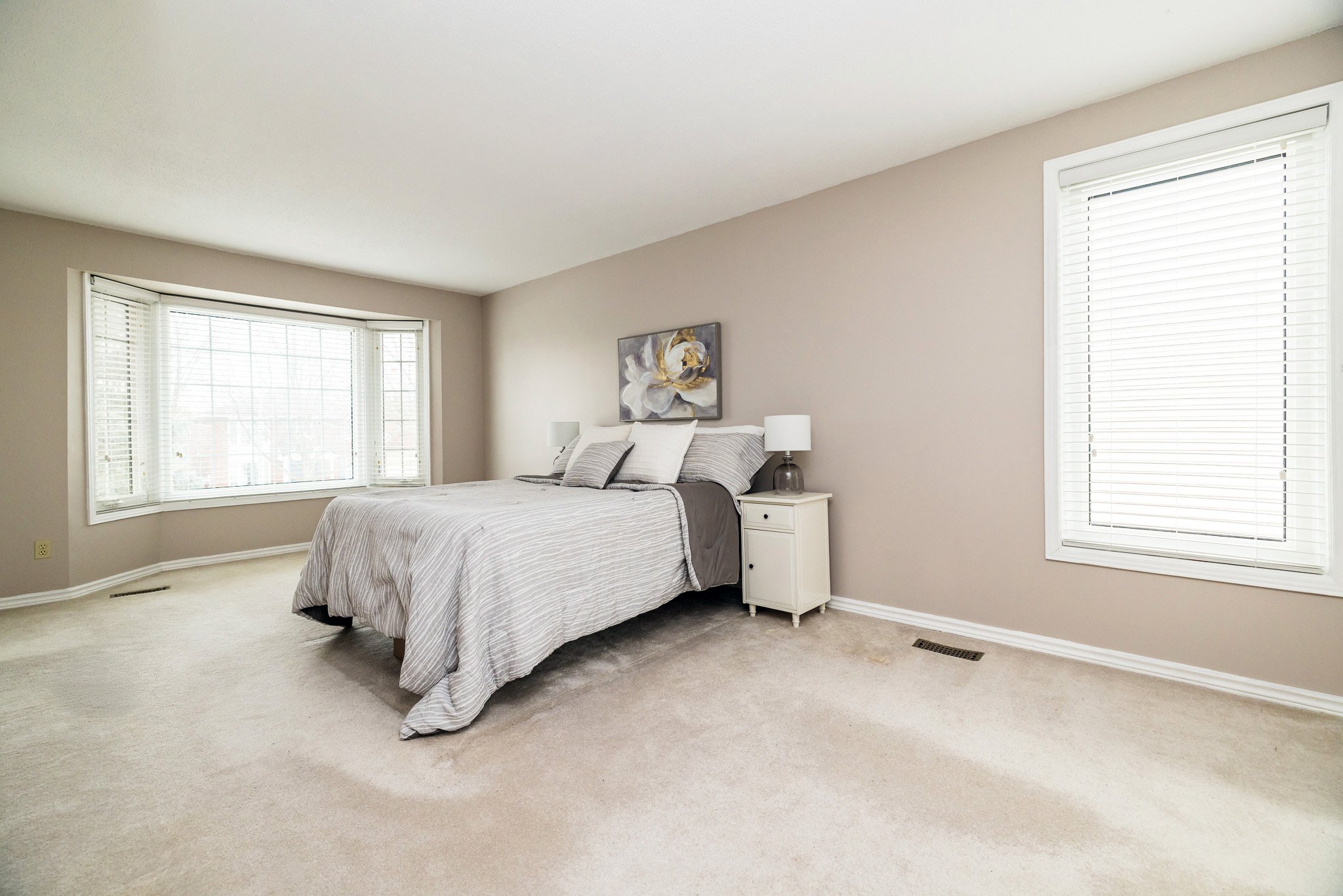 375 River Ridge_045.jpg