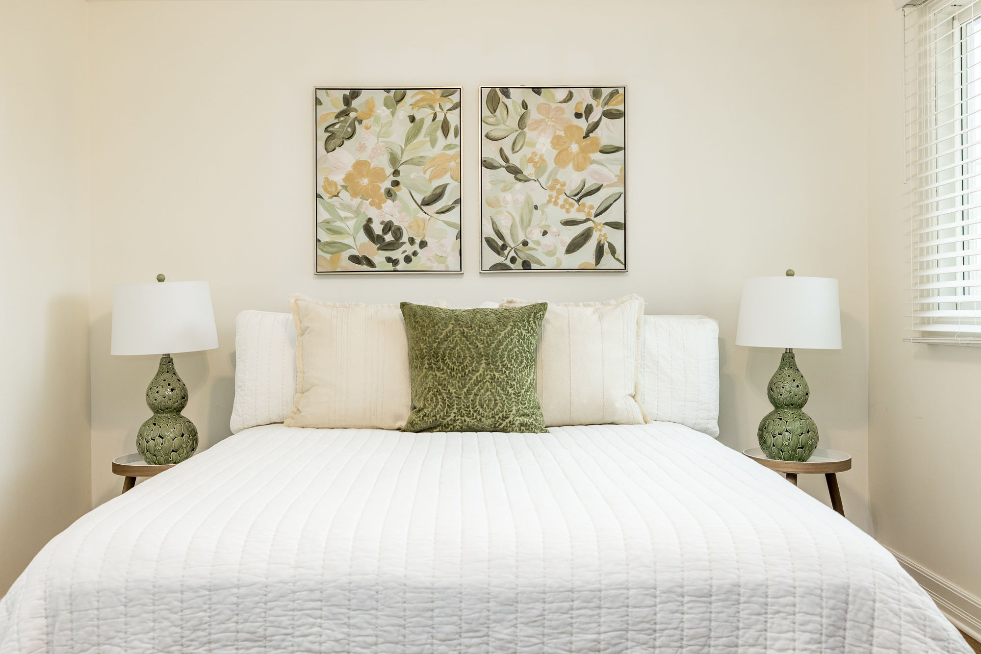 274 Woodfield_025.jpg
