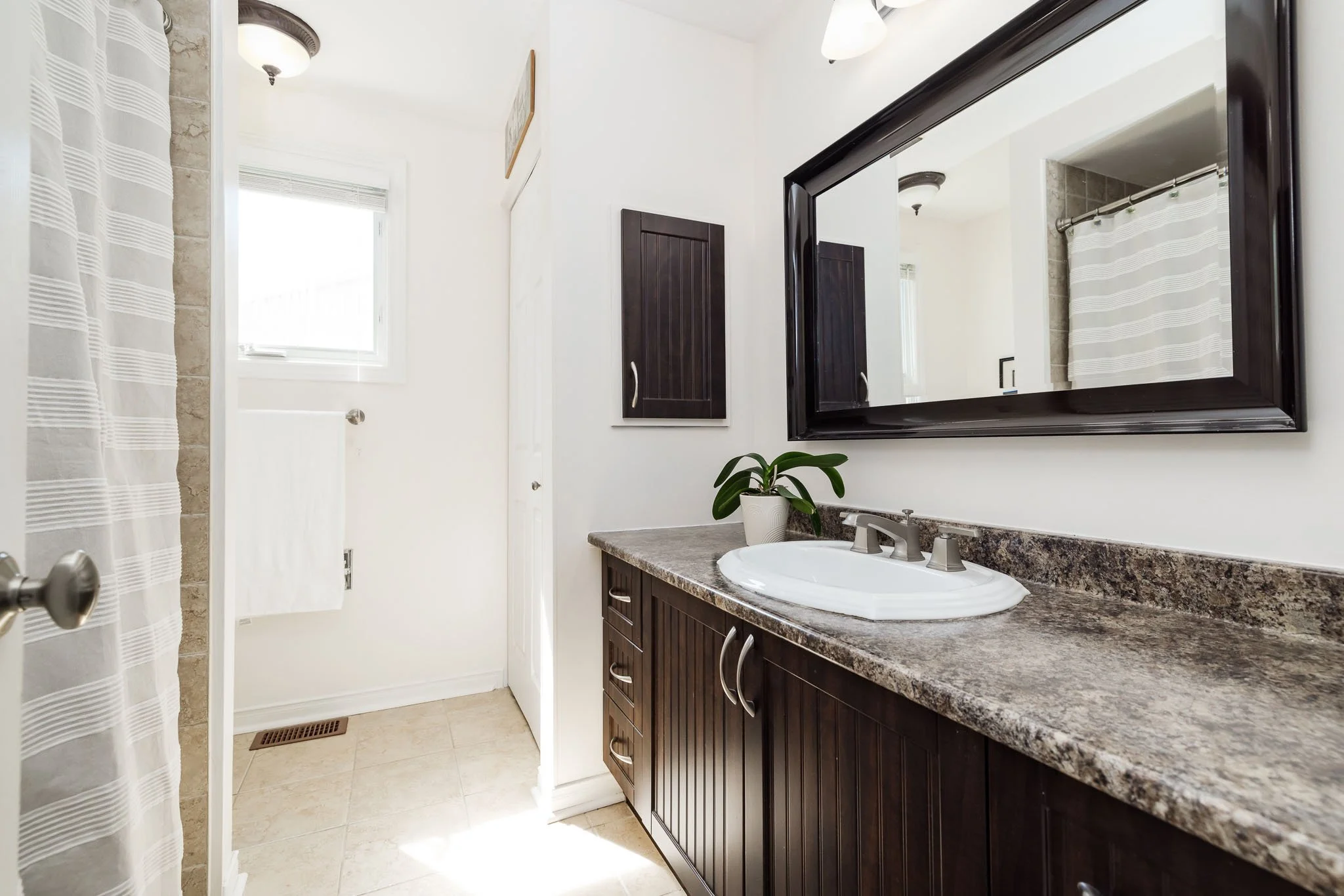1821 Woodhaven_0047.jpg