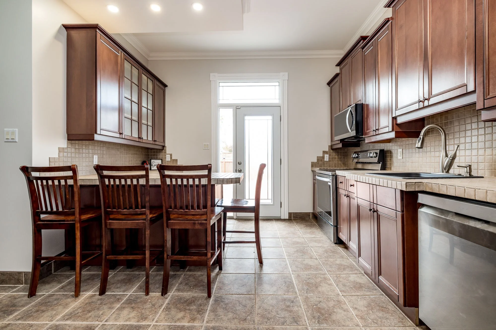 294 Dumbrille__044.jpg