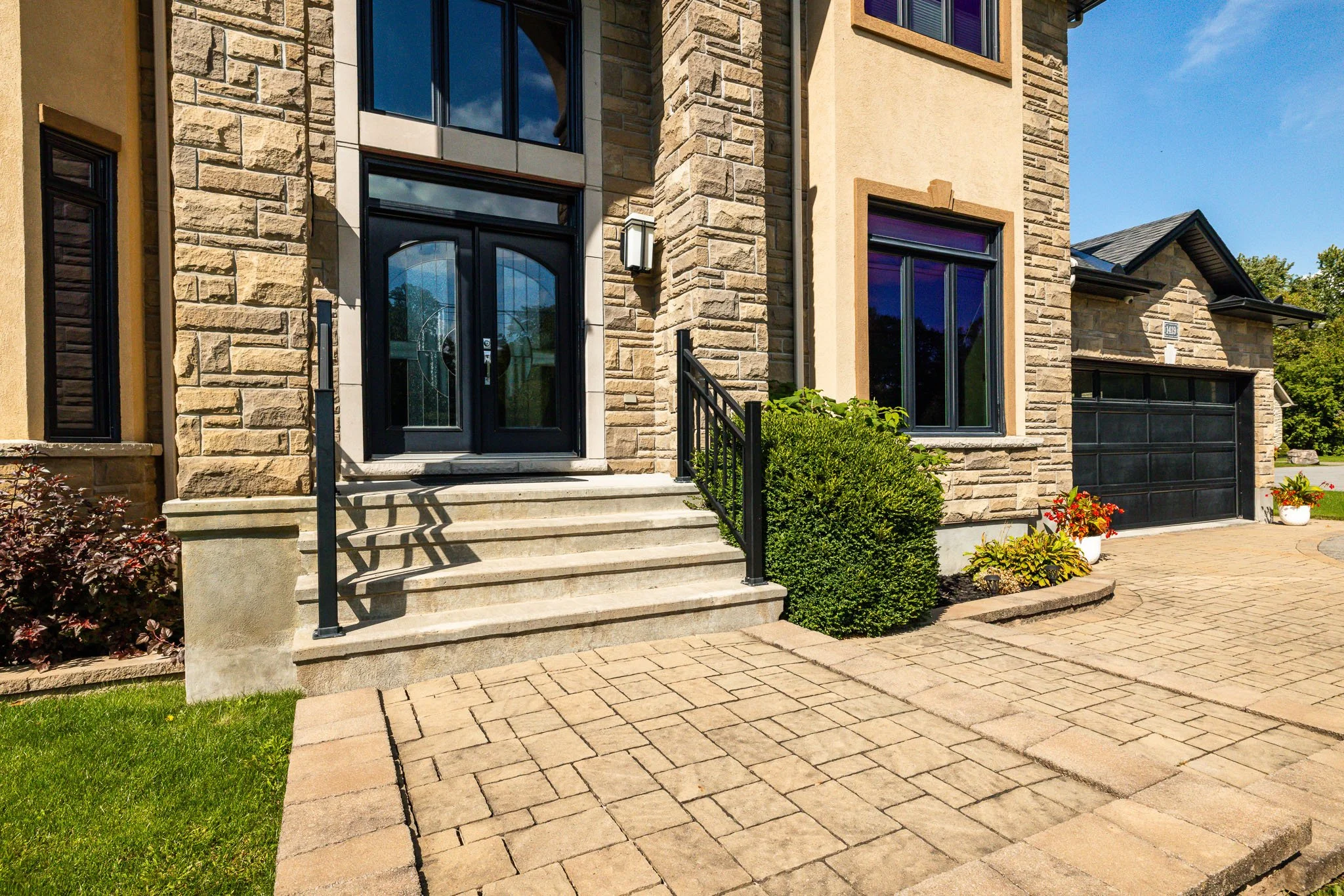 1419 Balmoral DR_0006.jpg