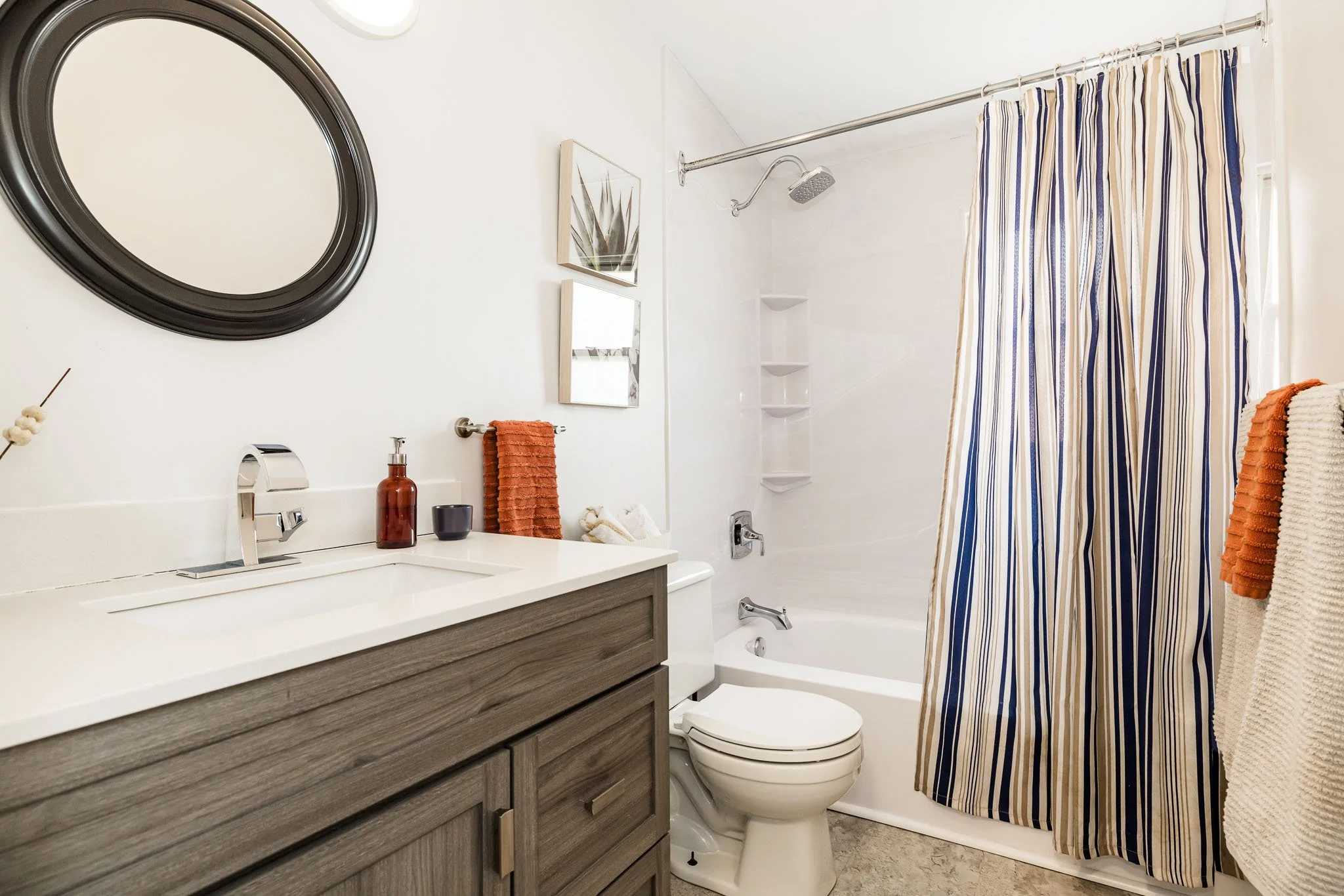 2196 Plesser_032.jpg