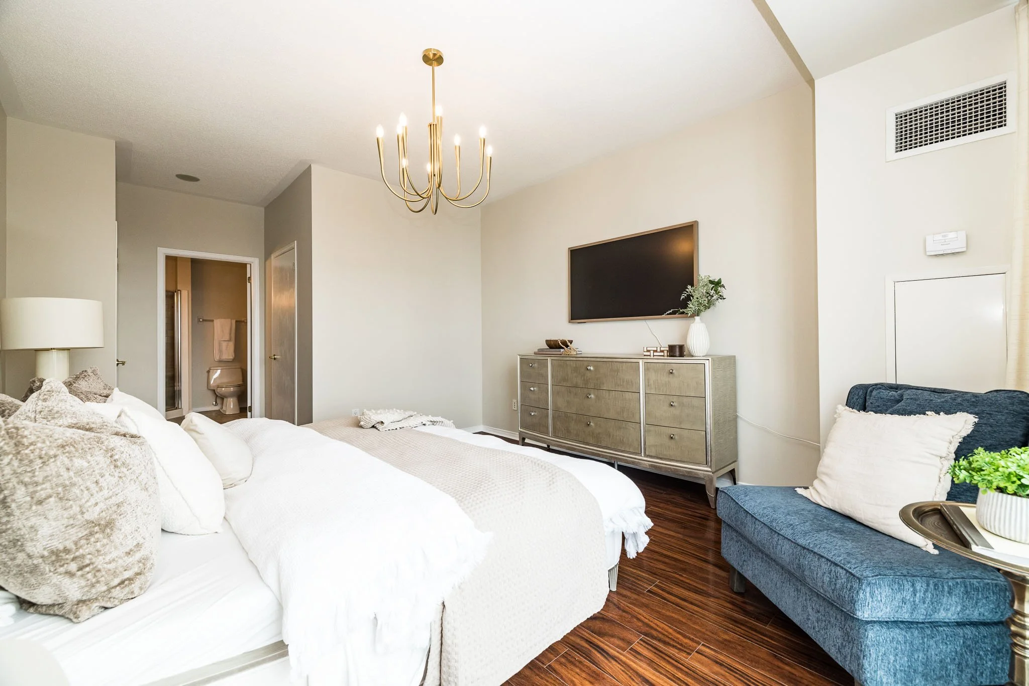 38 Metropole 1002_040.jpg