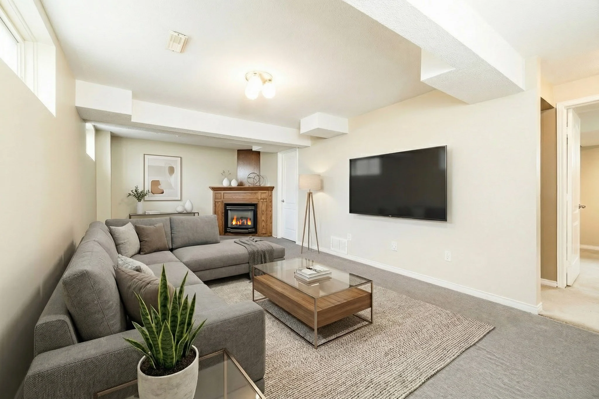 528 George_028 staged.jpg