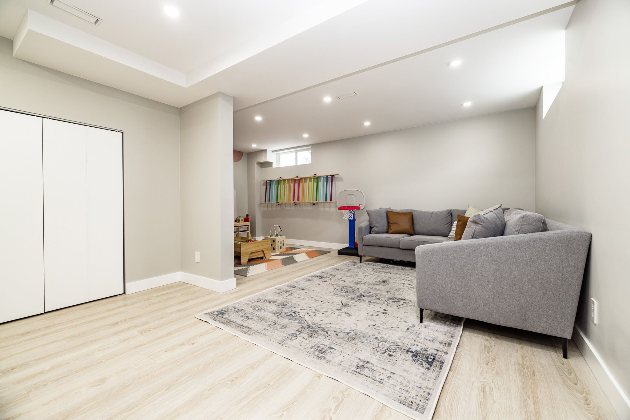 6066 Ridgelea_054.jpg