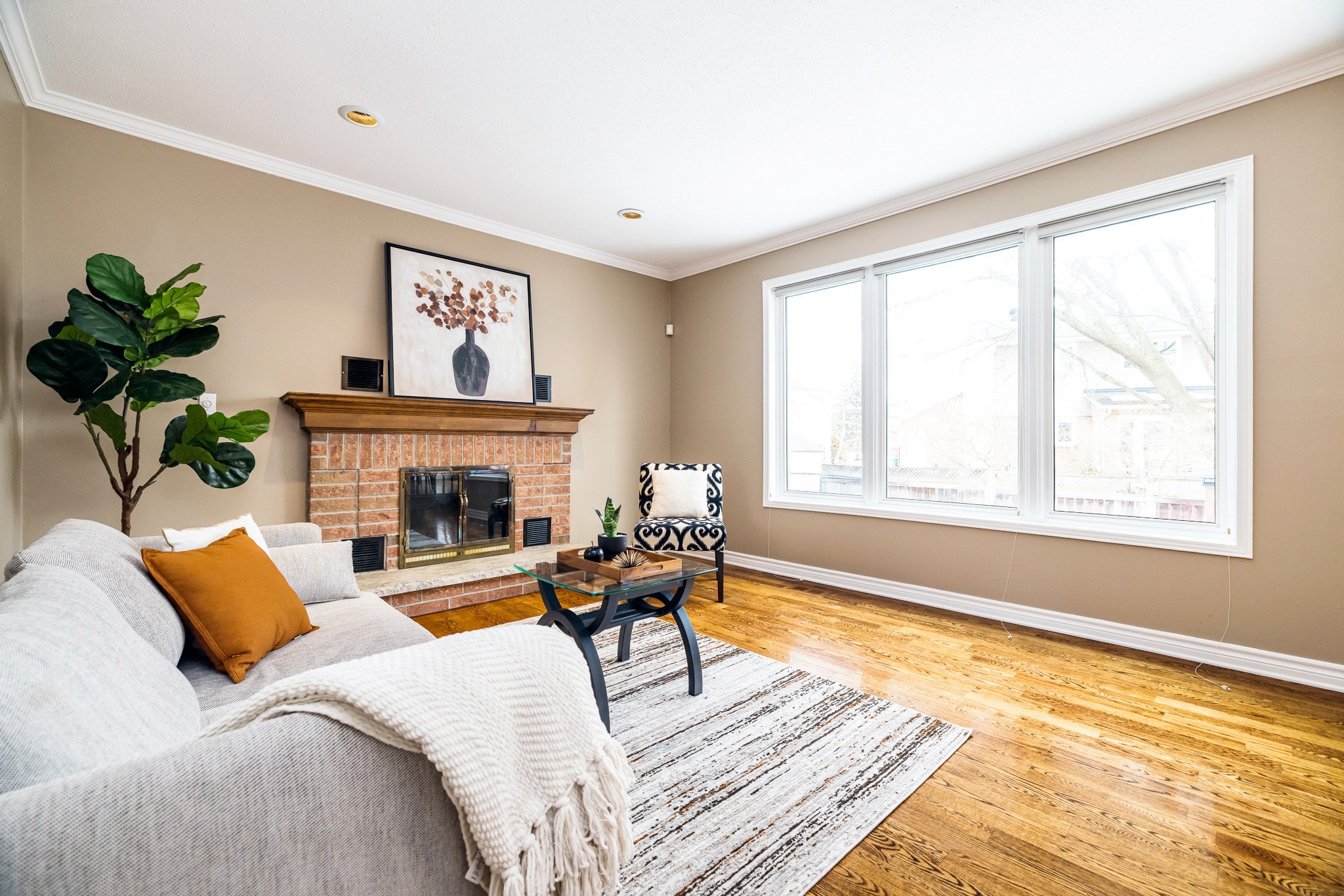 375 River Ridge_017.jpg