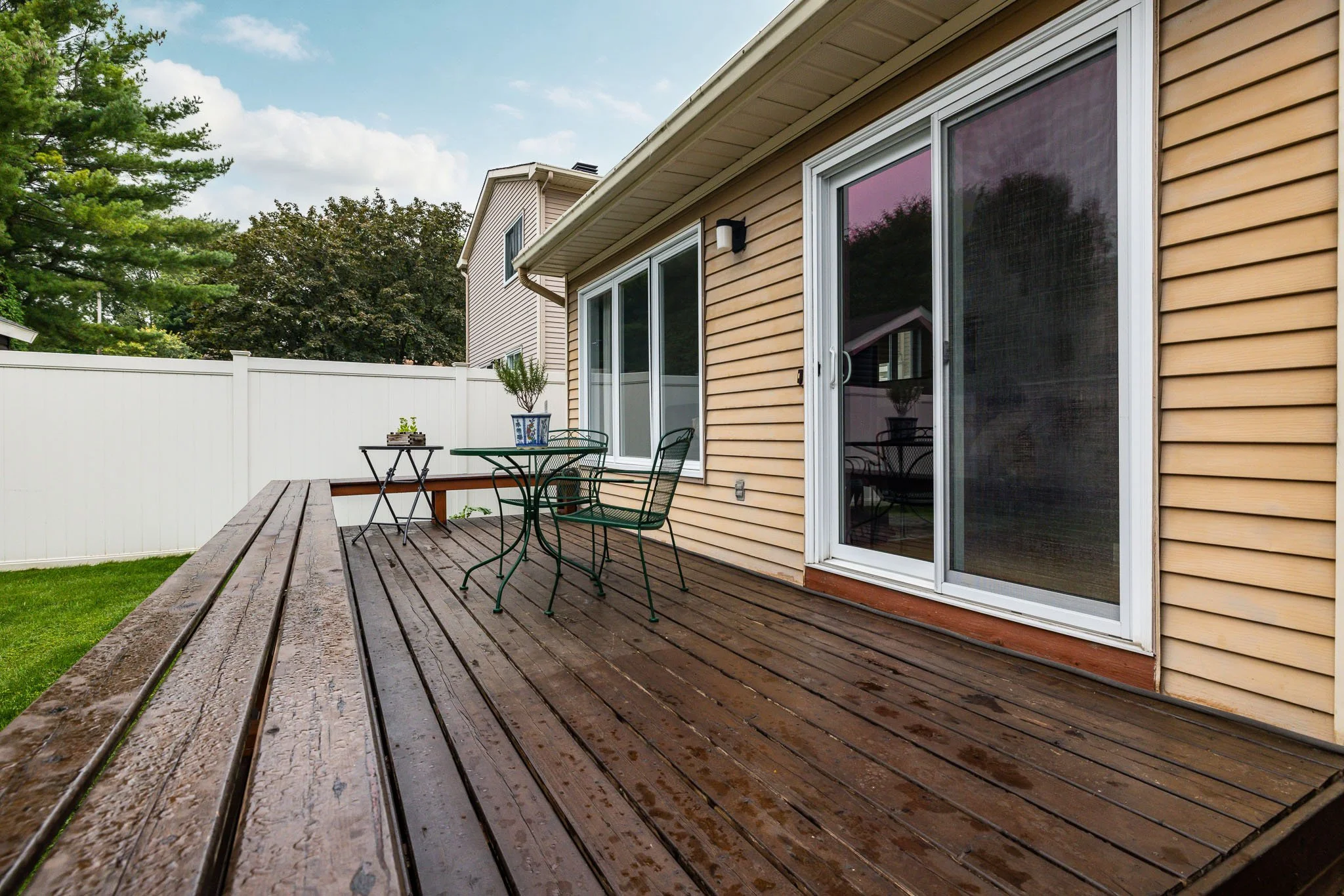 6068 Ridgelea_0064.jpg
