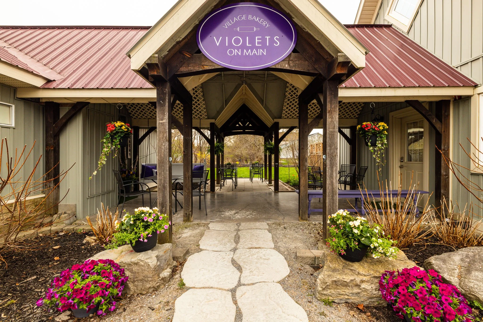 318 Main St W_013.jpg