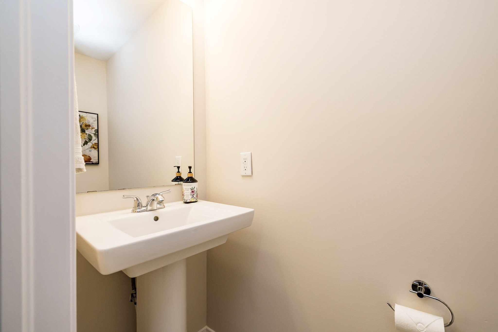 1869 Glencrest_025.jpg