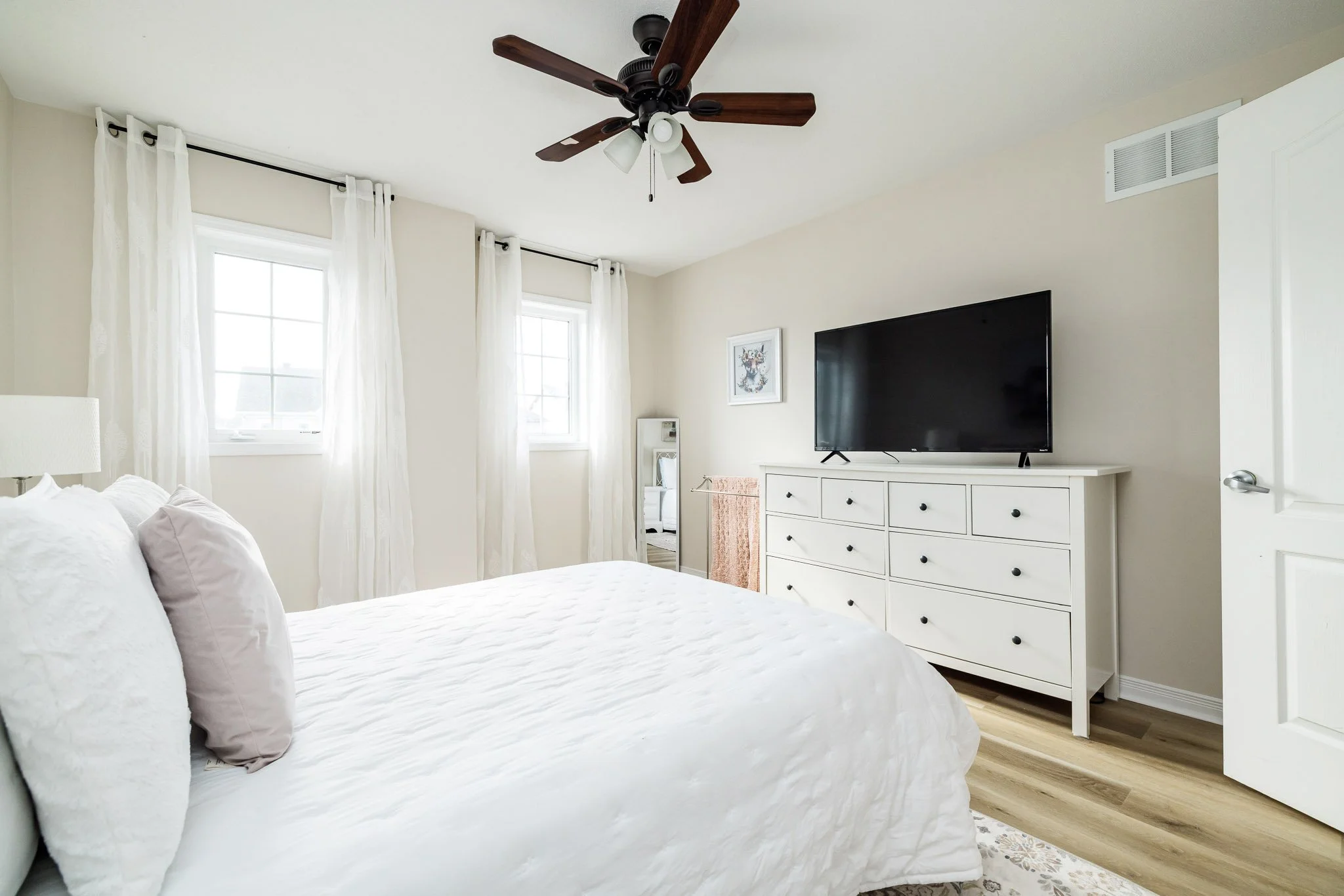 1869 Glencrest_042.jpg