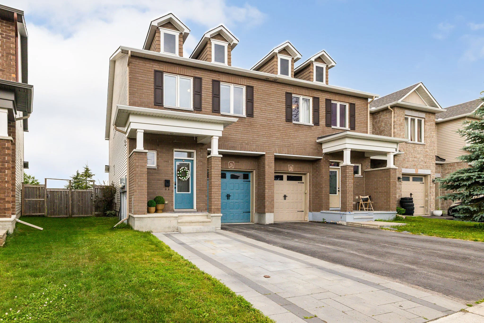 218 Akerson_0002.jpg