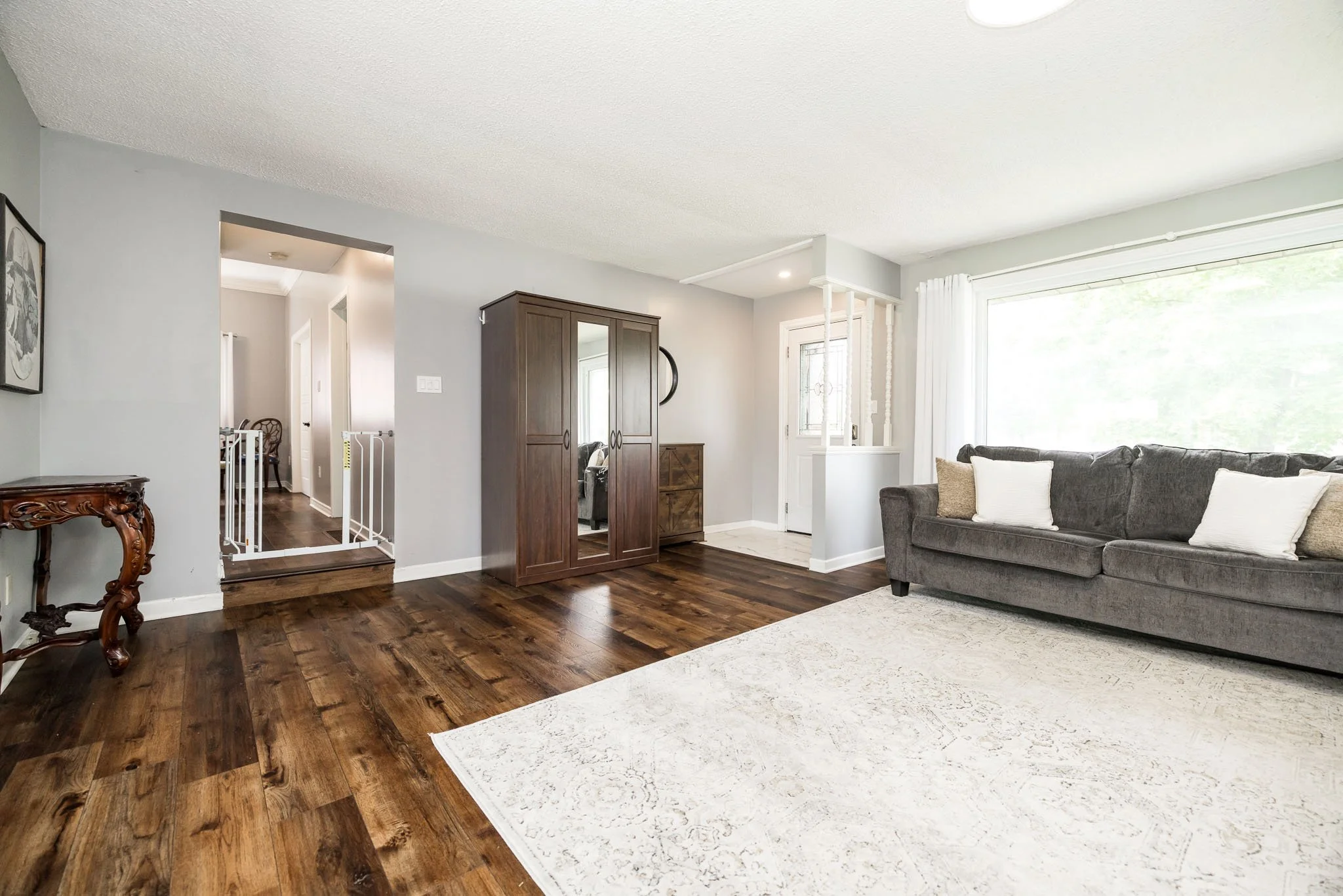 75 Wilson St W_014.jpg