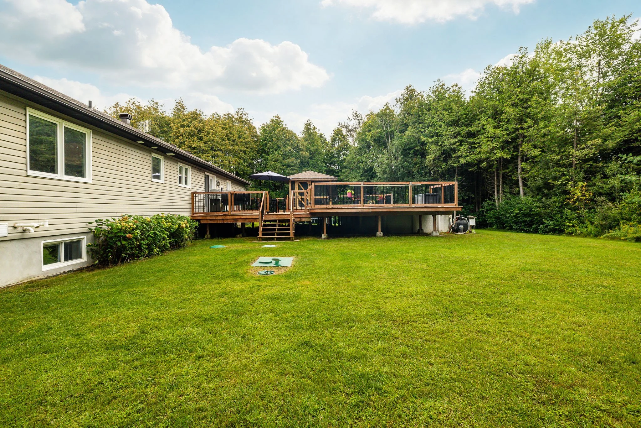 44 Meadowglen_0073.jpg