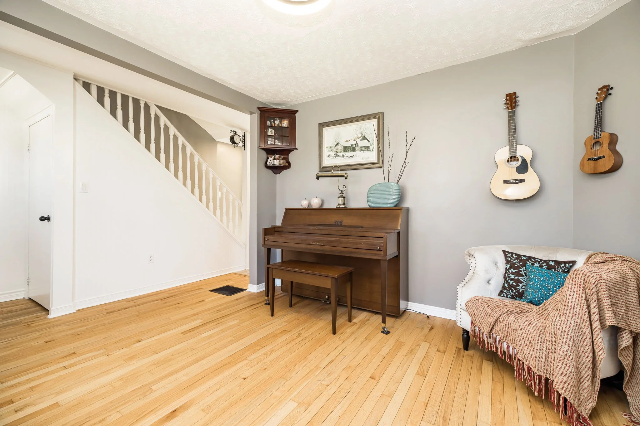 308 St George St_011.jpg