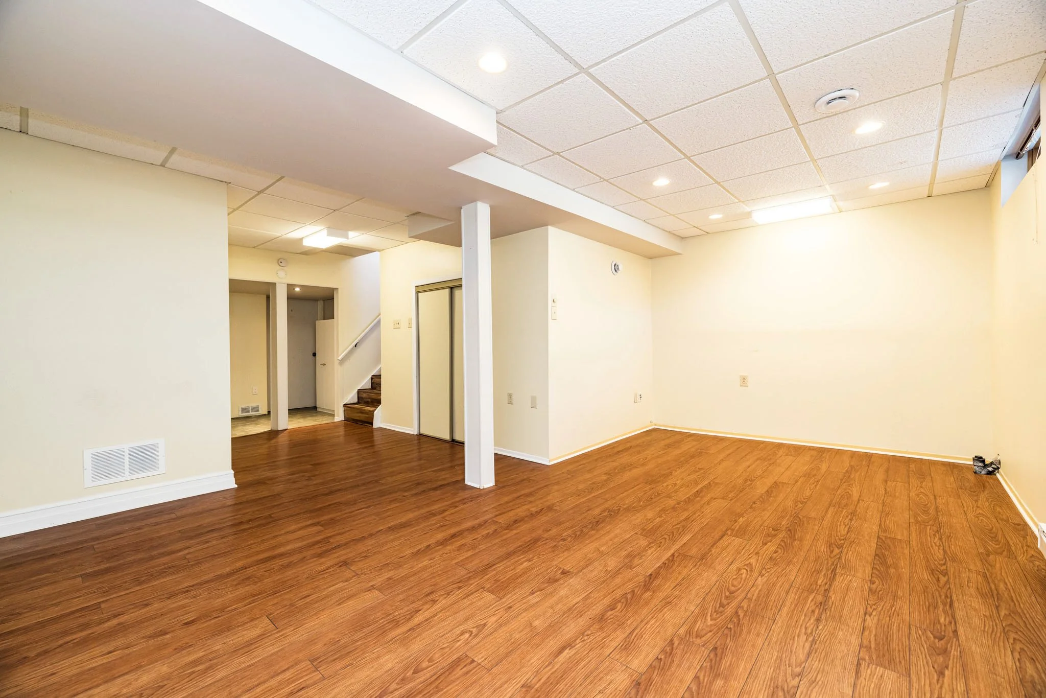 6096 Meadowhill_059.jpg