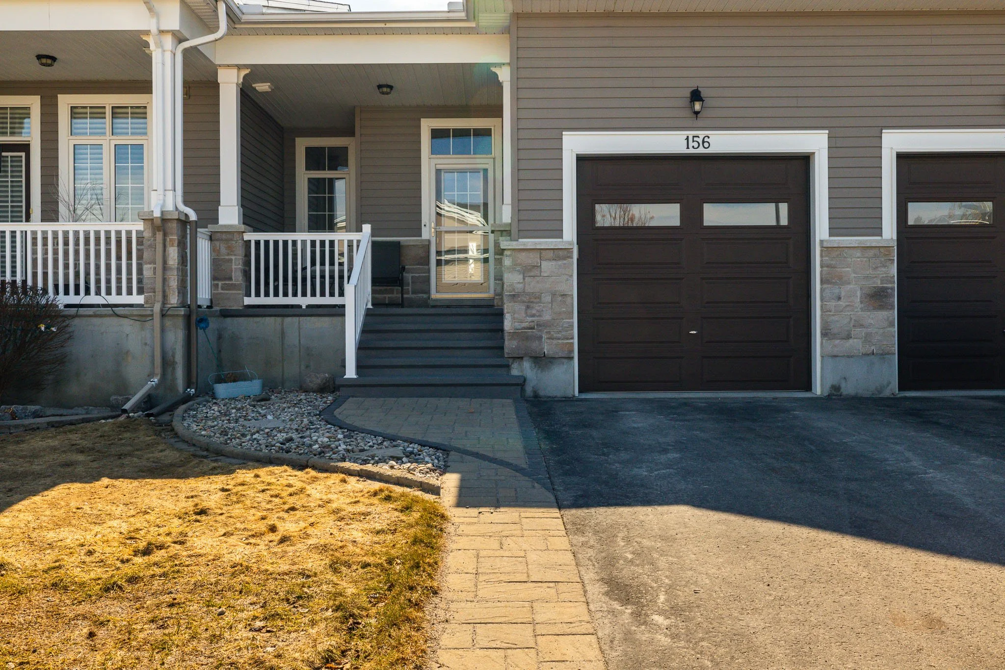 156 Oxford St W_003.jpg