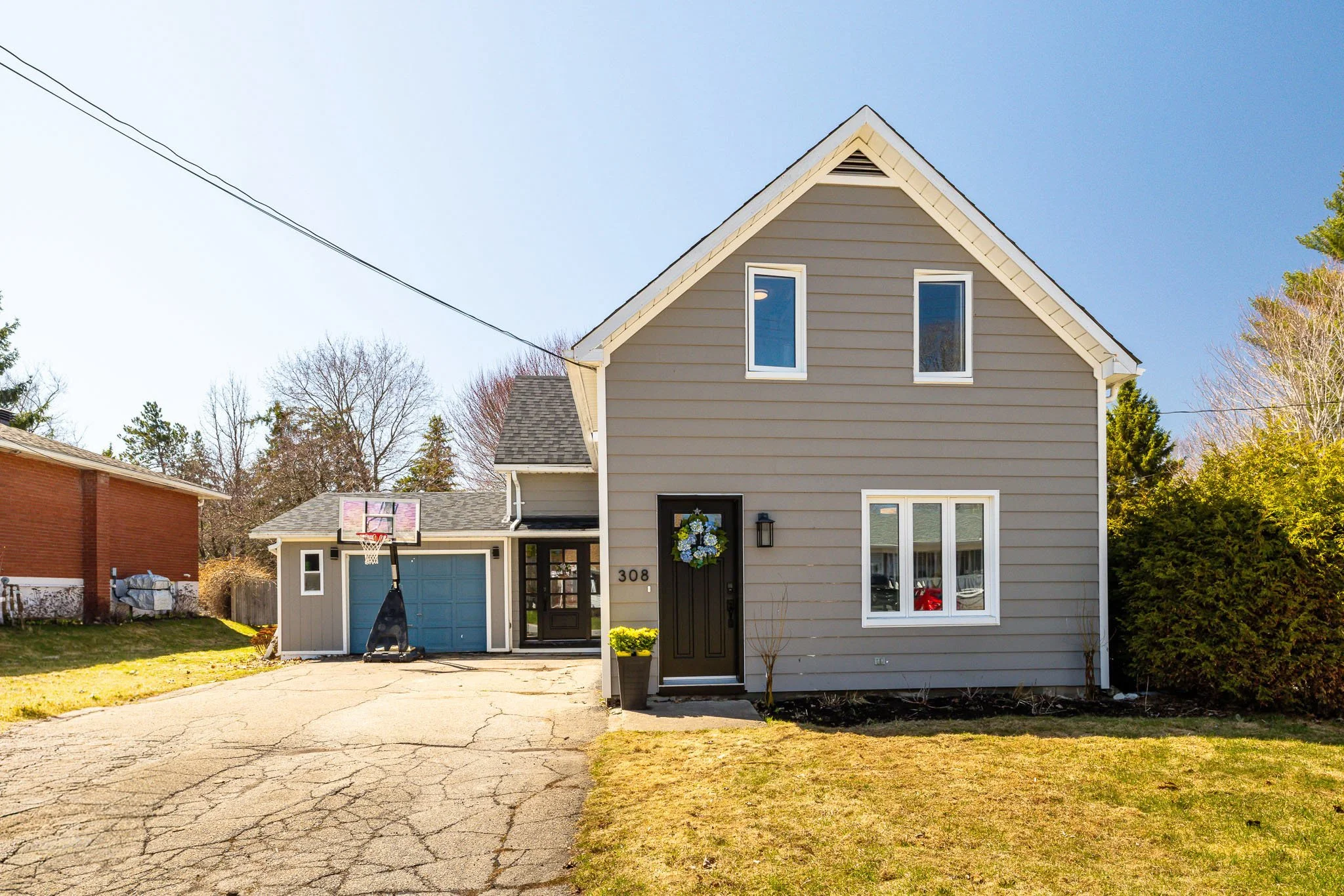 308 St George St_001.jpg