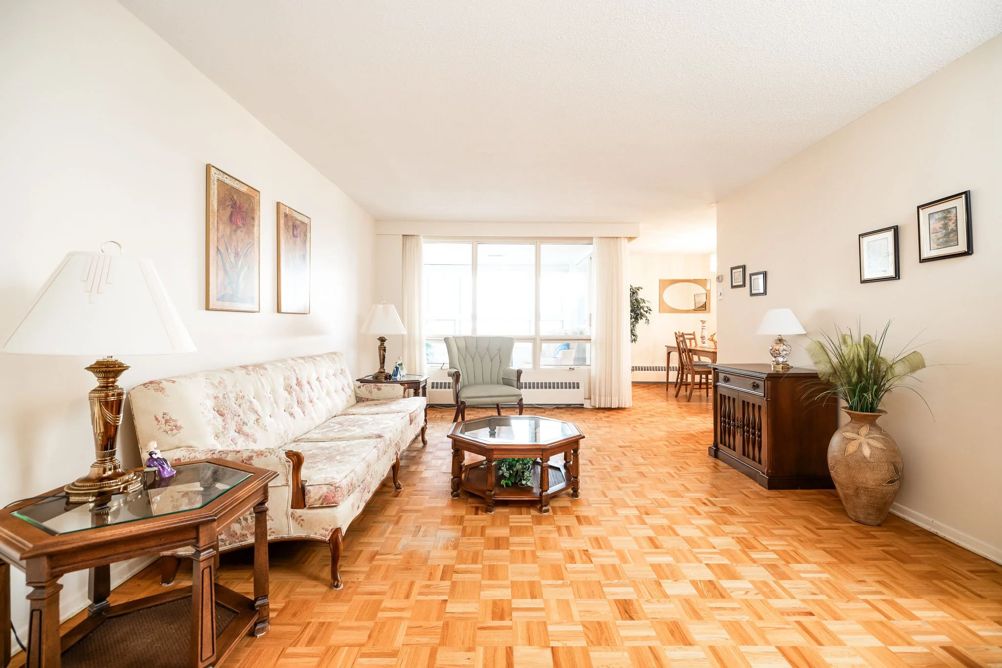 1356 Meadowlands 701_014.jpg