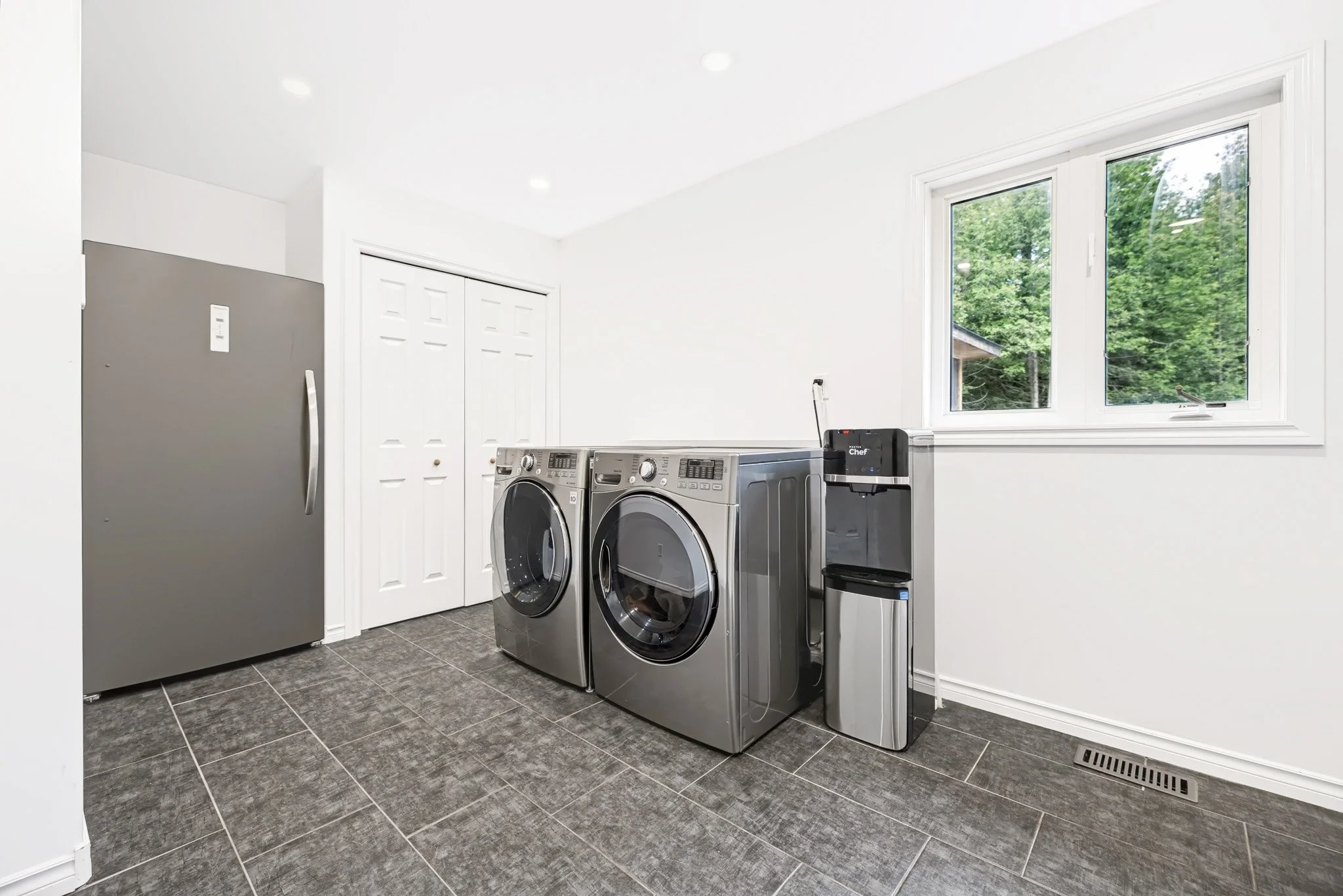 44 Meadowglen_0062.jpg