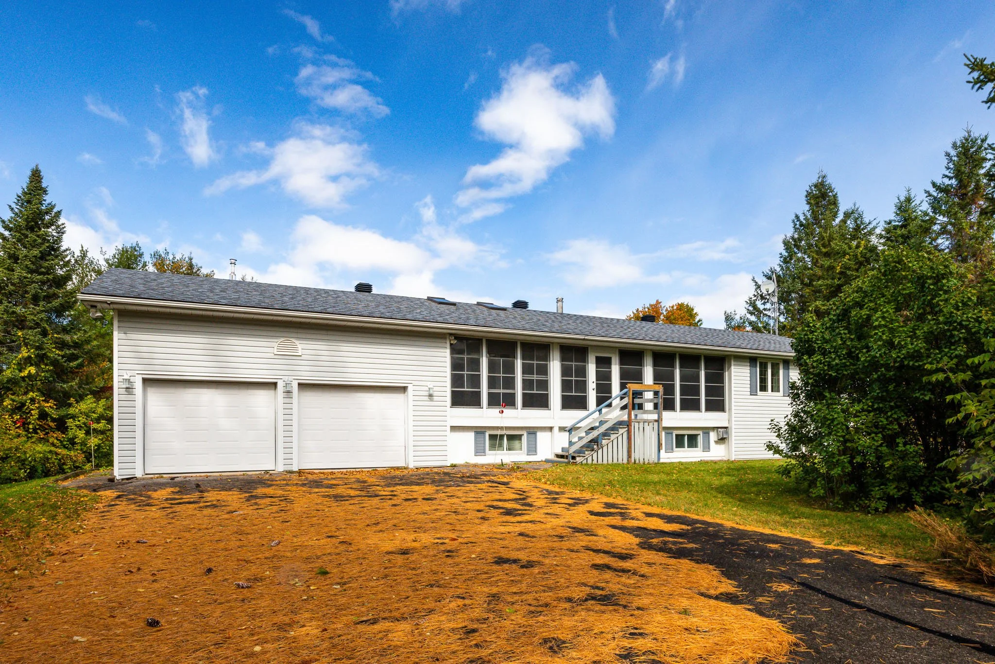 589 River Rd__0010.jpg