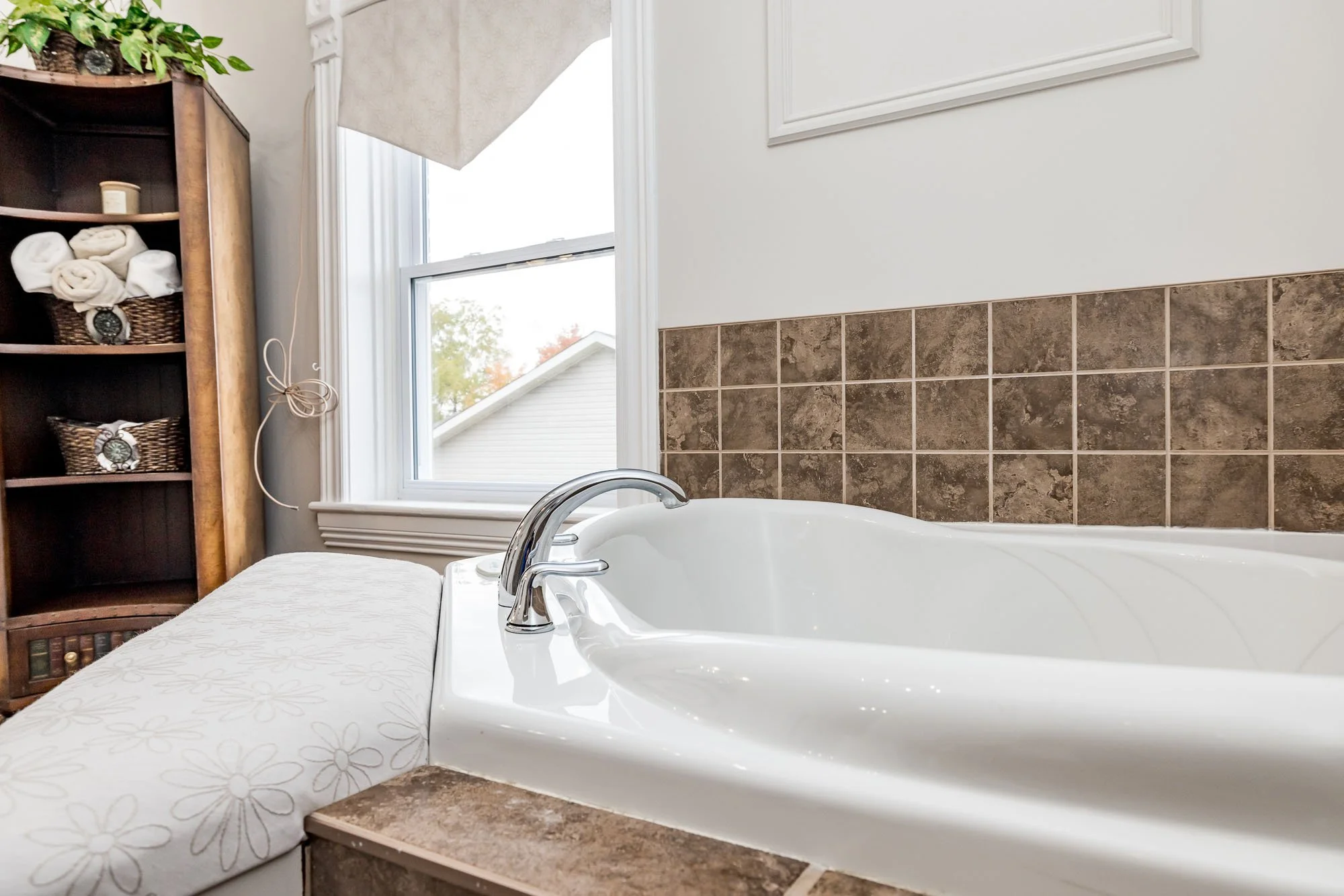 294 Dumbrille__064.jpg