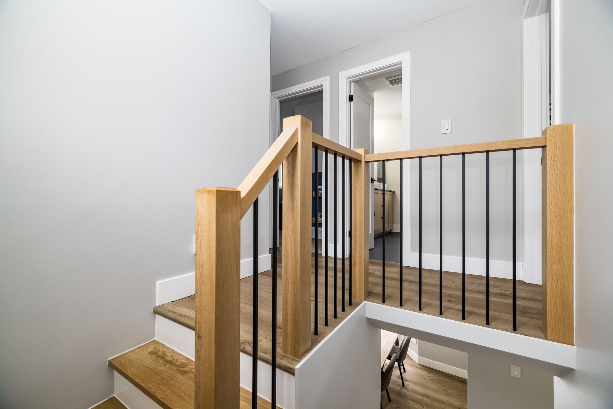 6066 Ridgelea_031.jpg