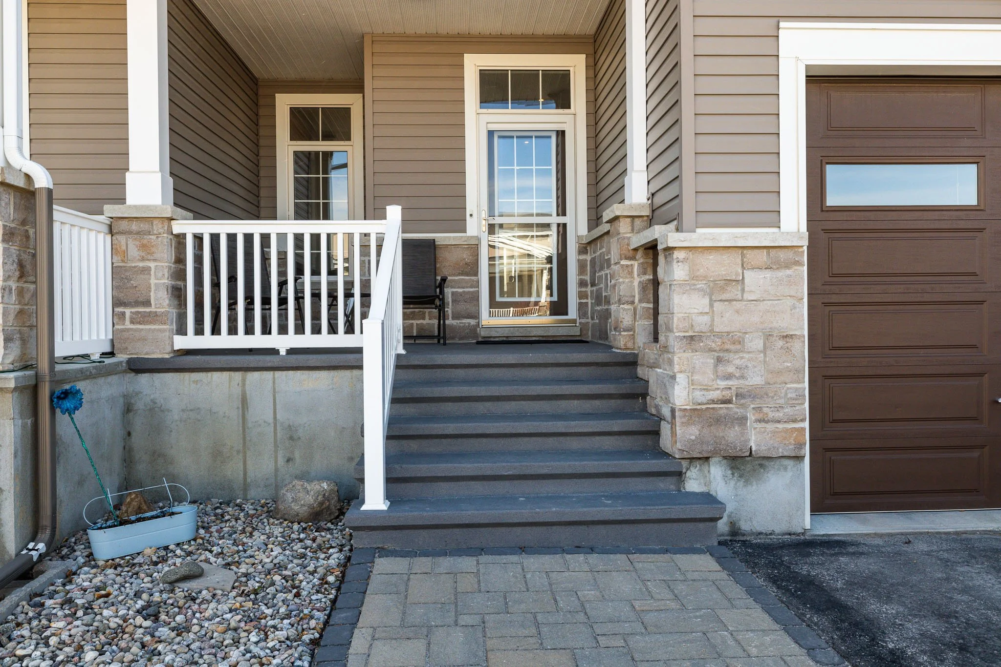 156 Oxford St W_005.jpg