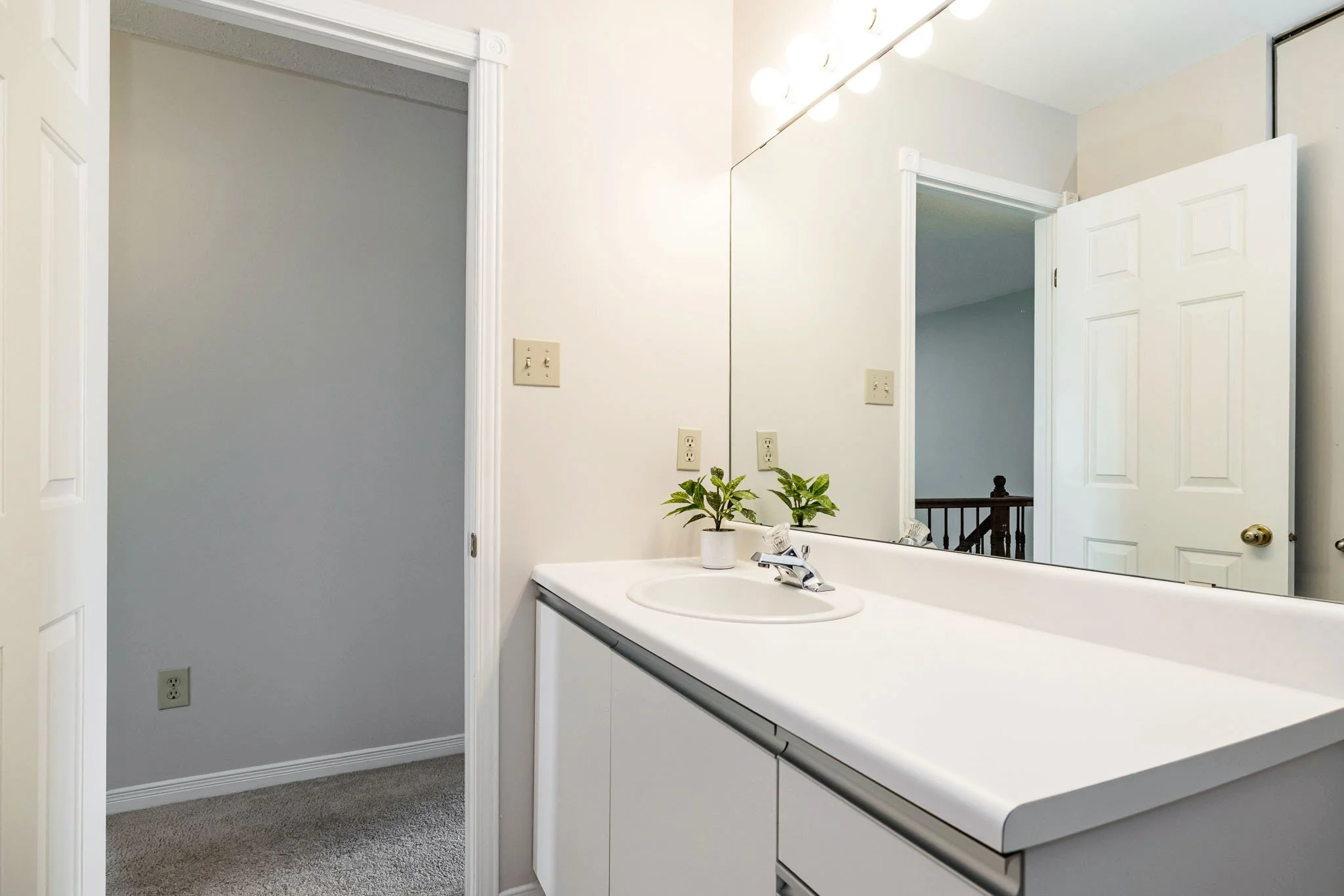 2751 Massicotte_Update_036.jpg