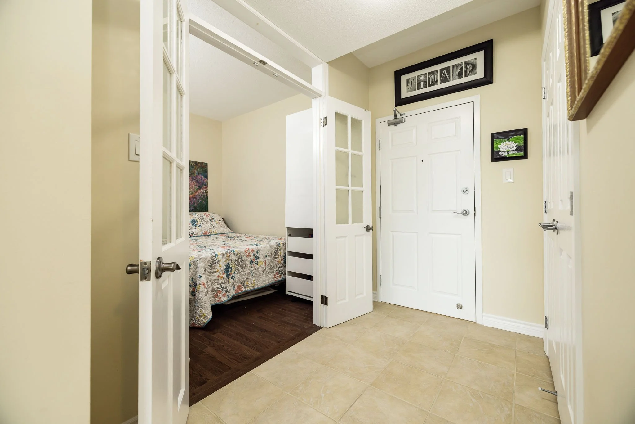 50 Magnolia 203_0034.jpg