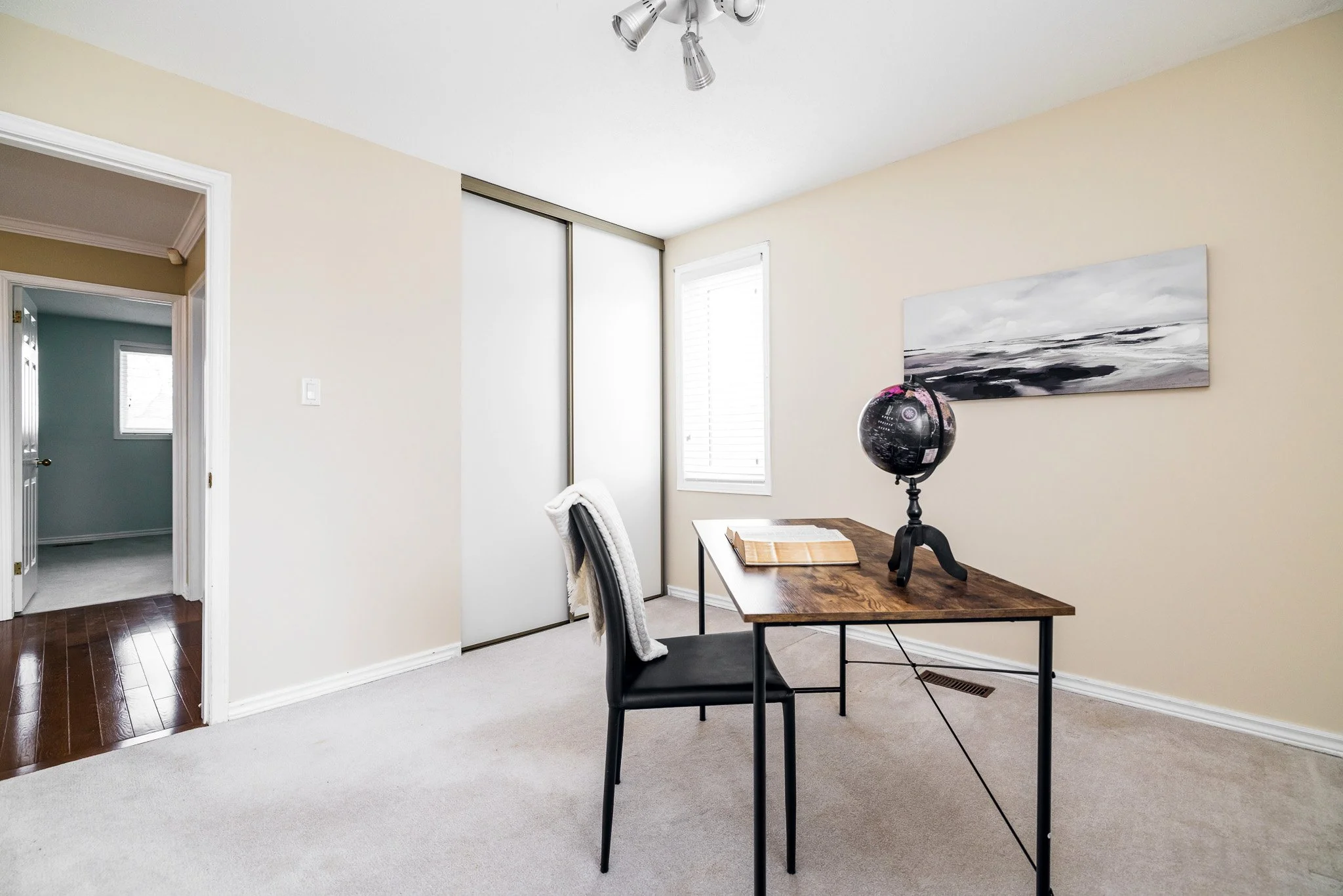 375 River Ridge_066.jpg