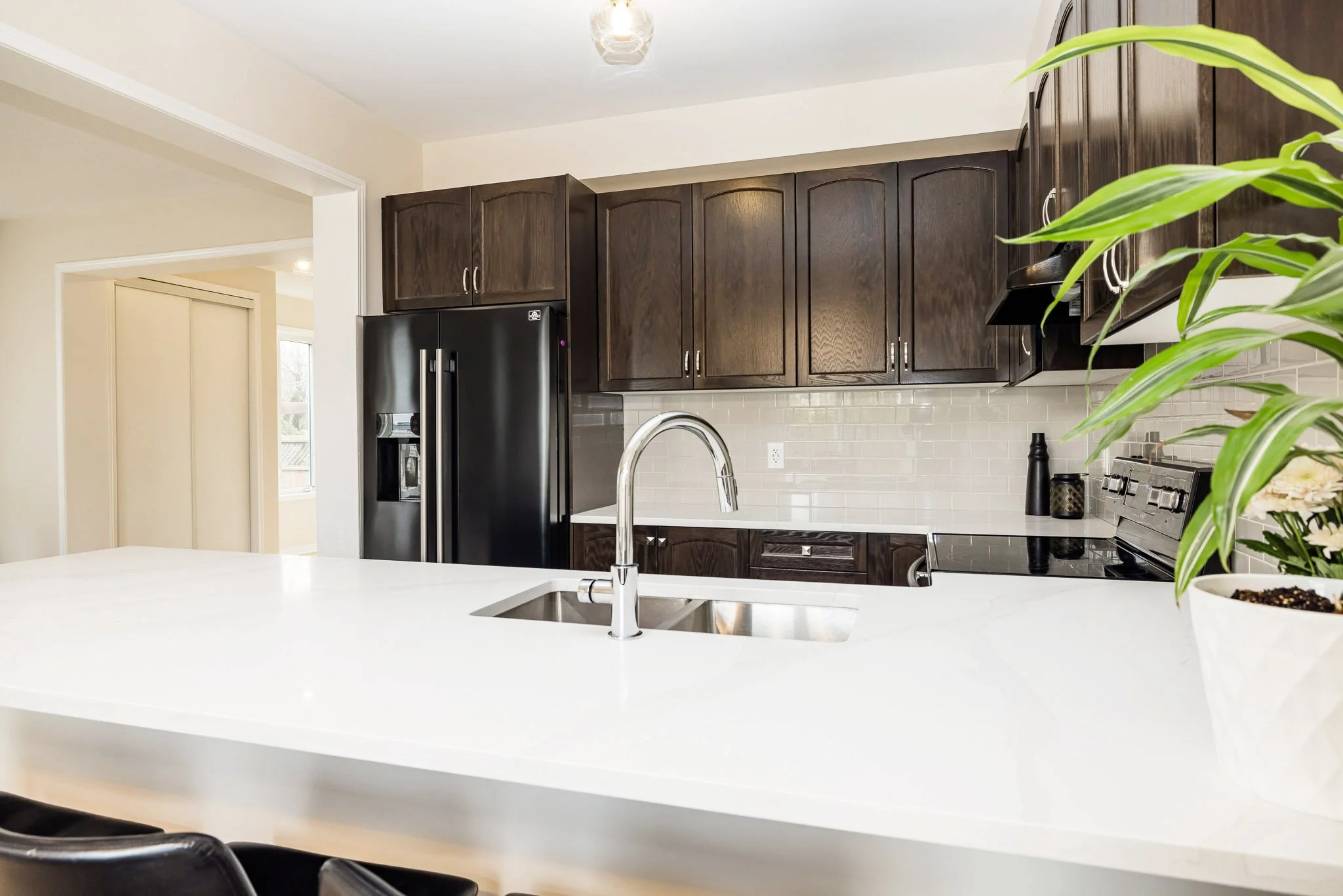 1869 Glencrest_018.jpg