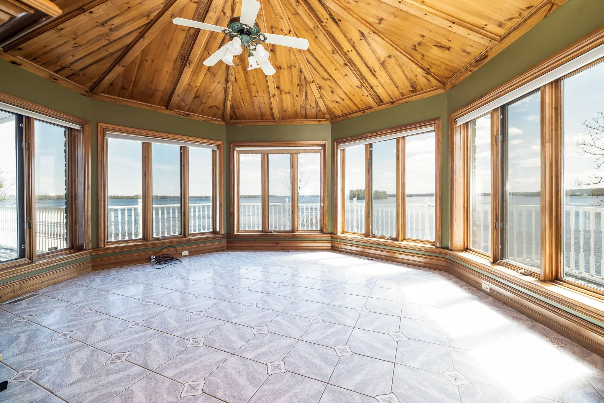 605 Big Rideau_023.jpg