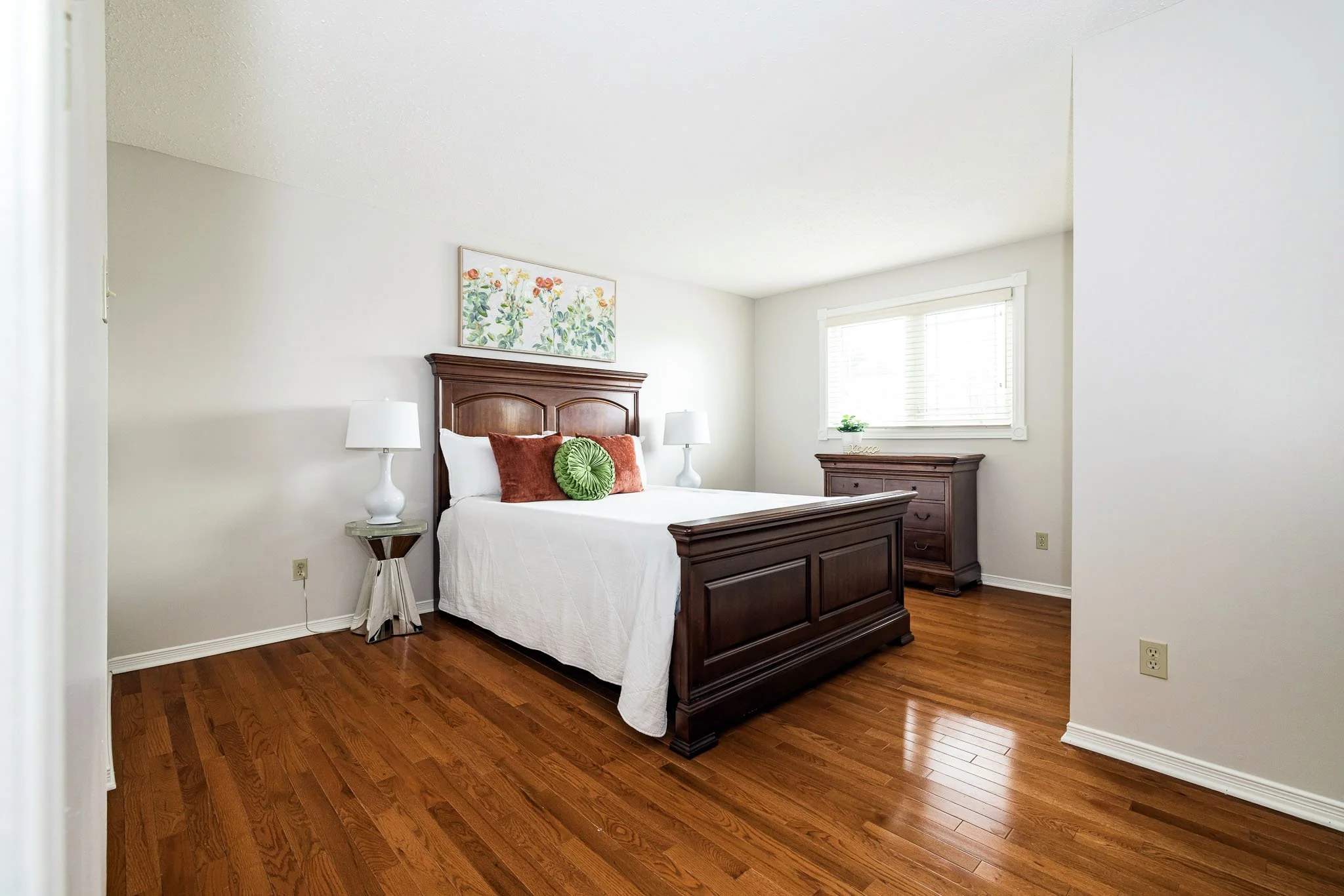 2751 Massicotte_Update_023.jpg