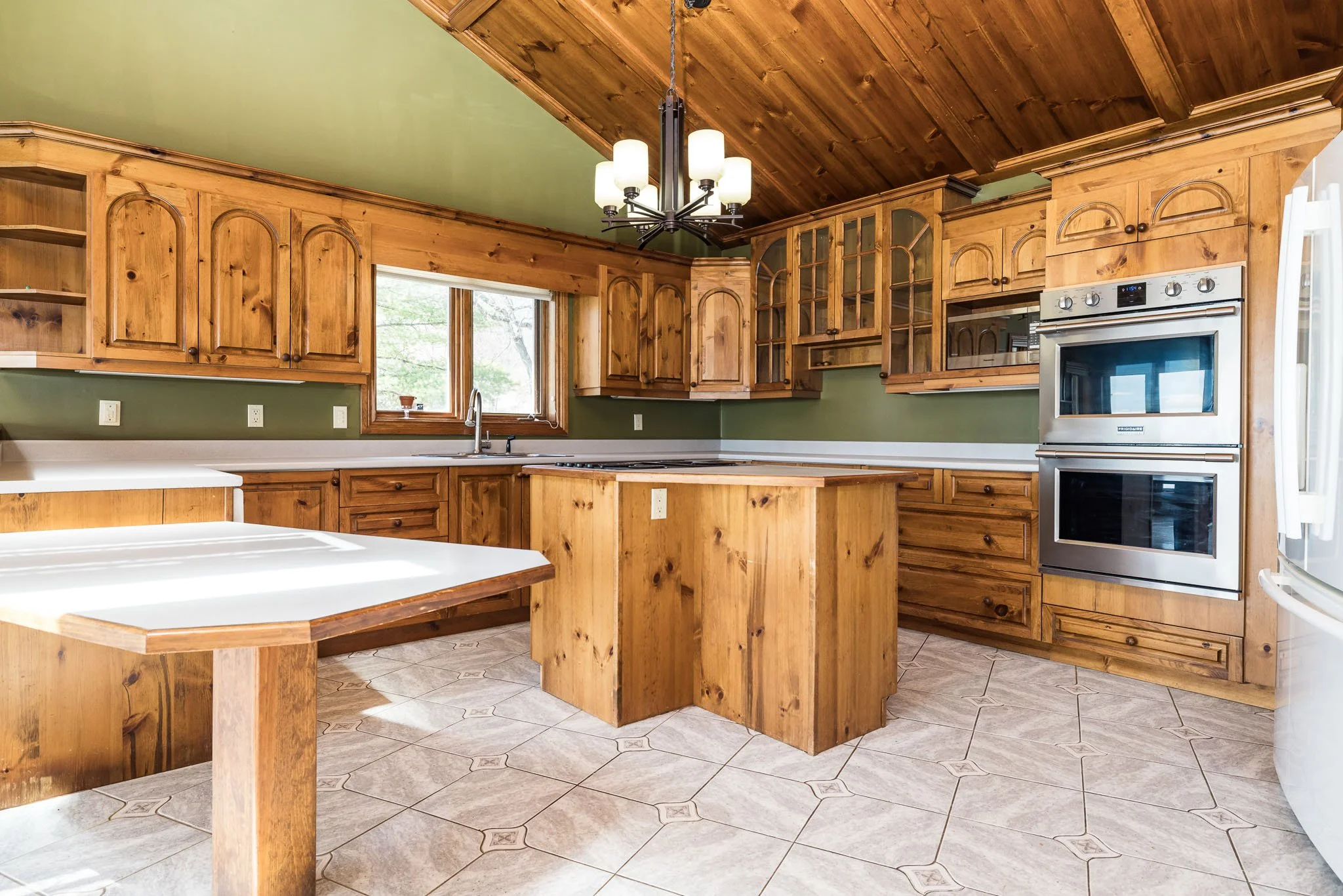 605 Big Rideau_015.jpg